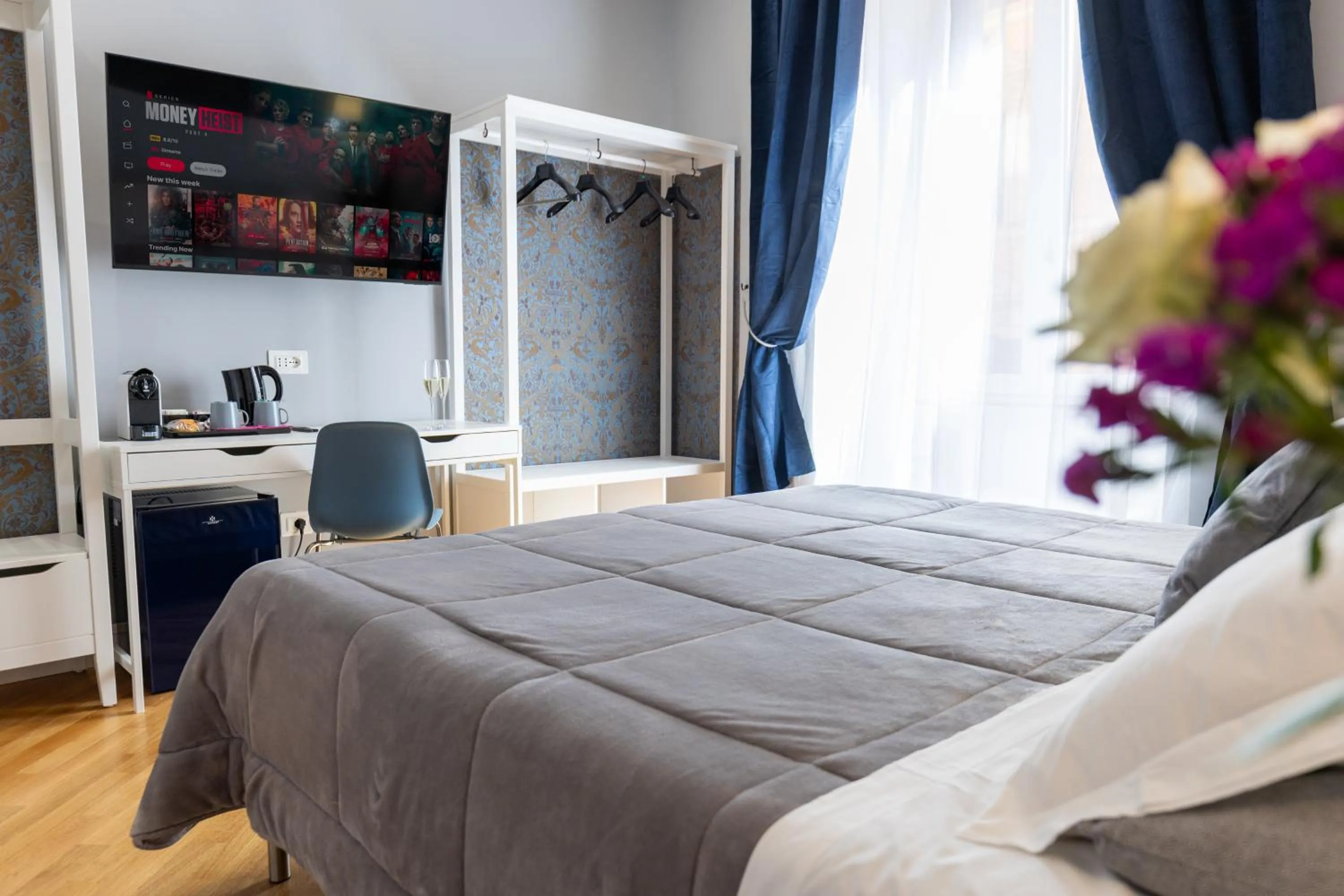 Bedroom, Bed in Bed And Best