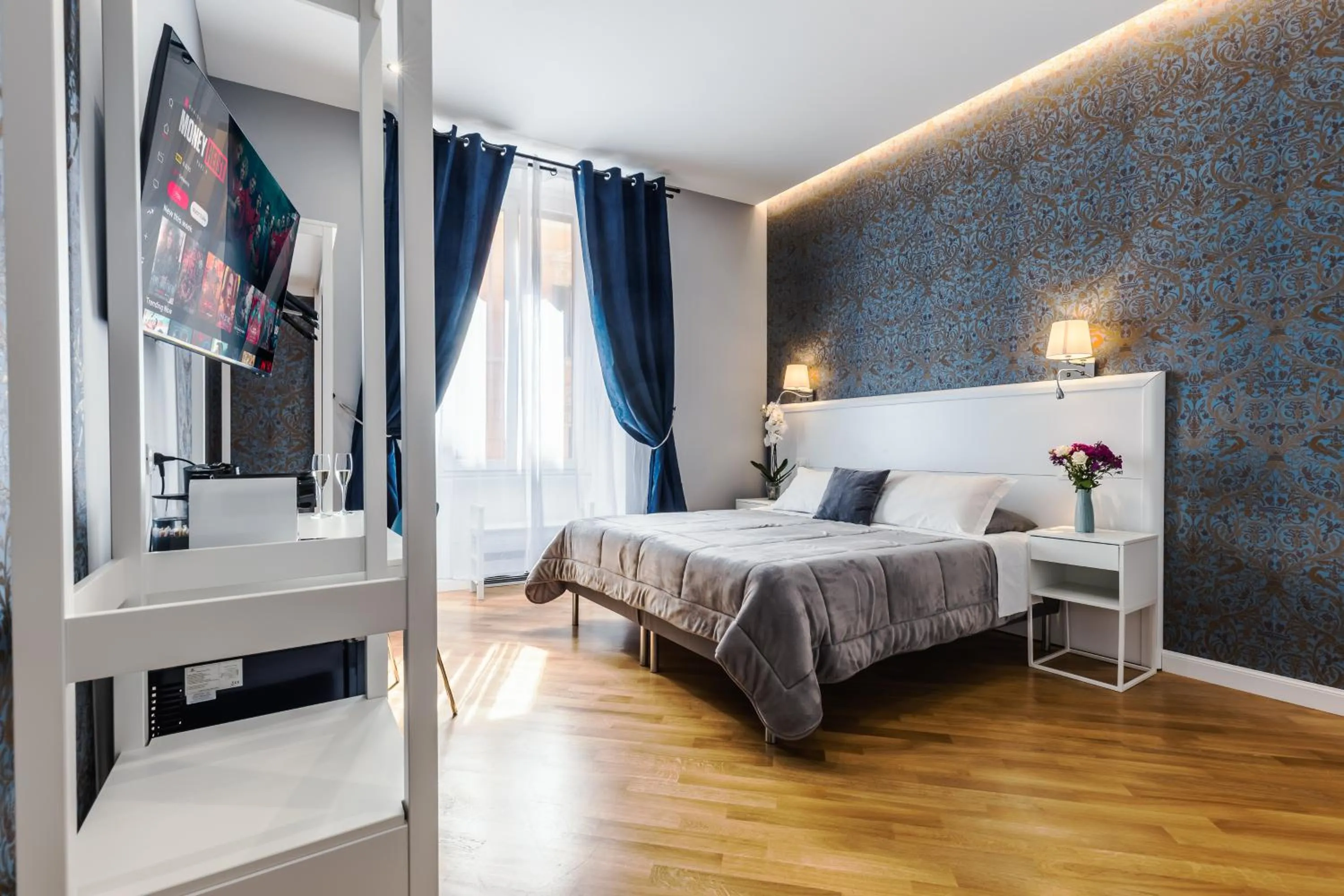 Bedroom, Bed in Bed And Best