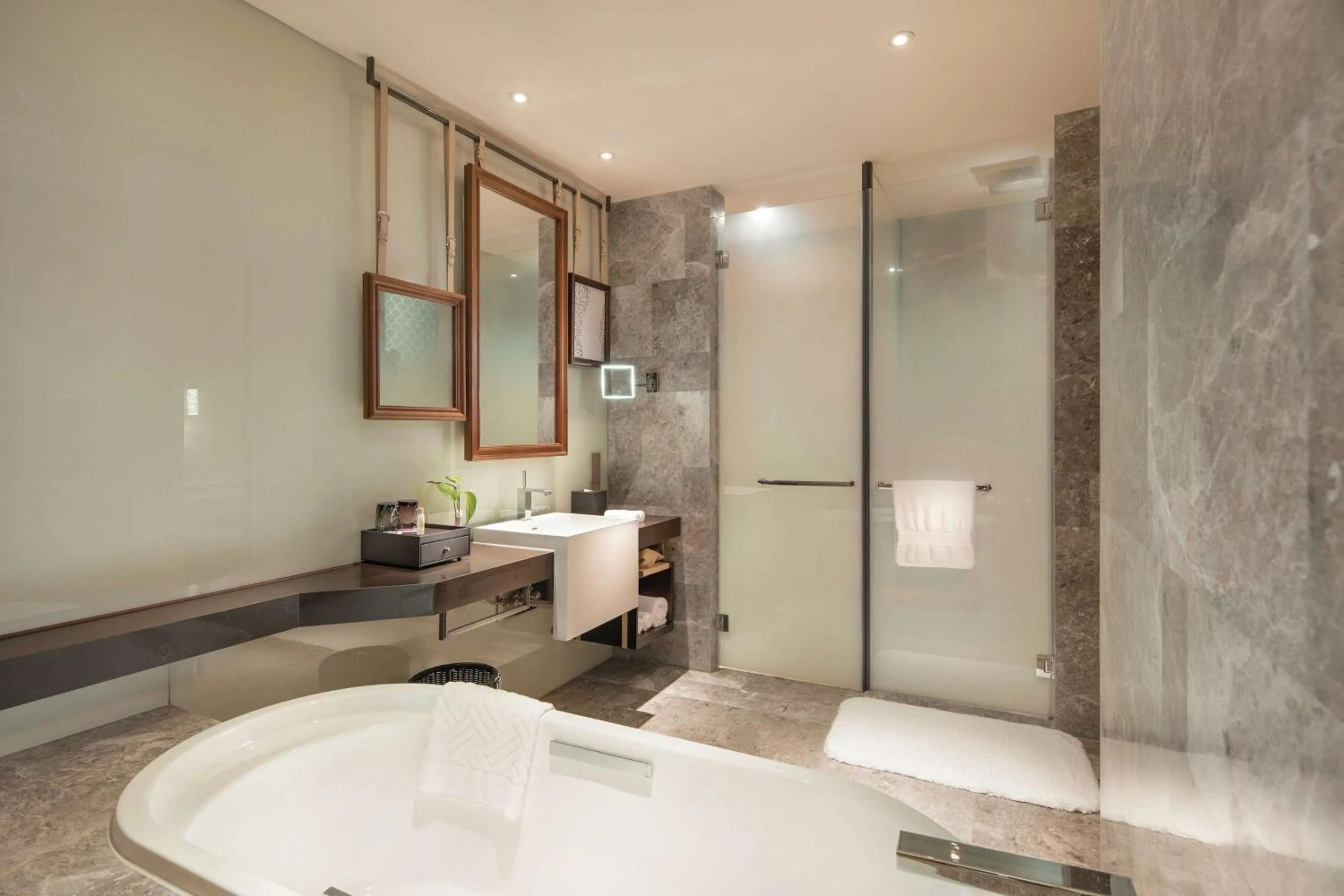 Bathroom in Hilton Dalian Golden Pebble Beach Resort