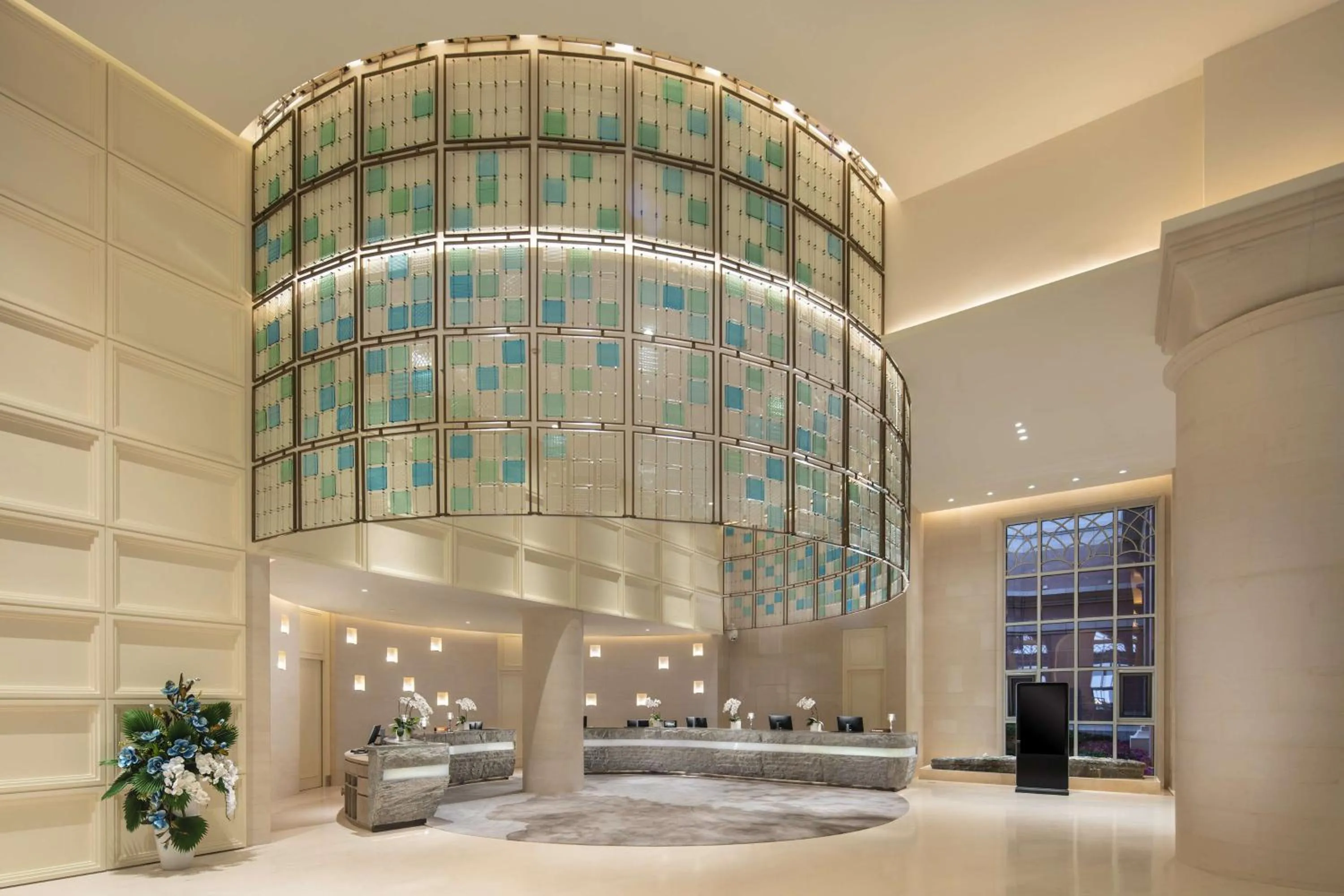 Lobby or reception in Hilton Dalian Golden Pebble Beach Resort