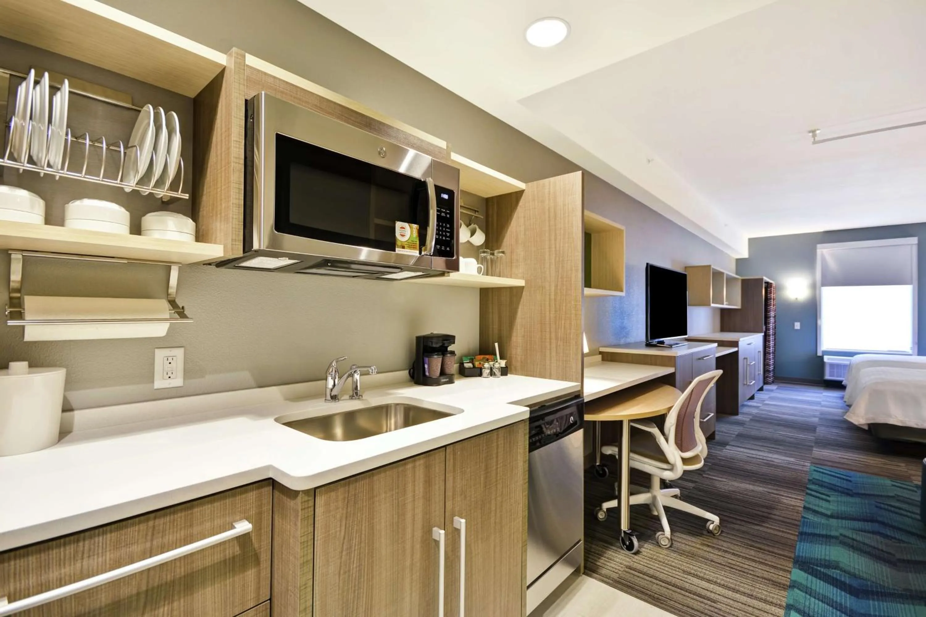 Bedroom, Bed in Home2 Suites by Hilton Queensbury Lake George