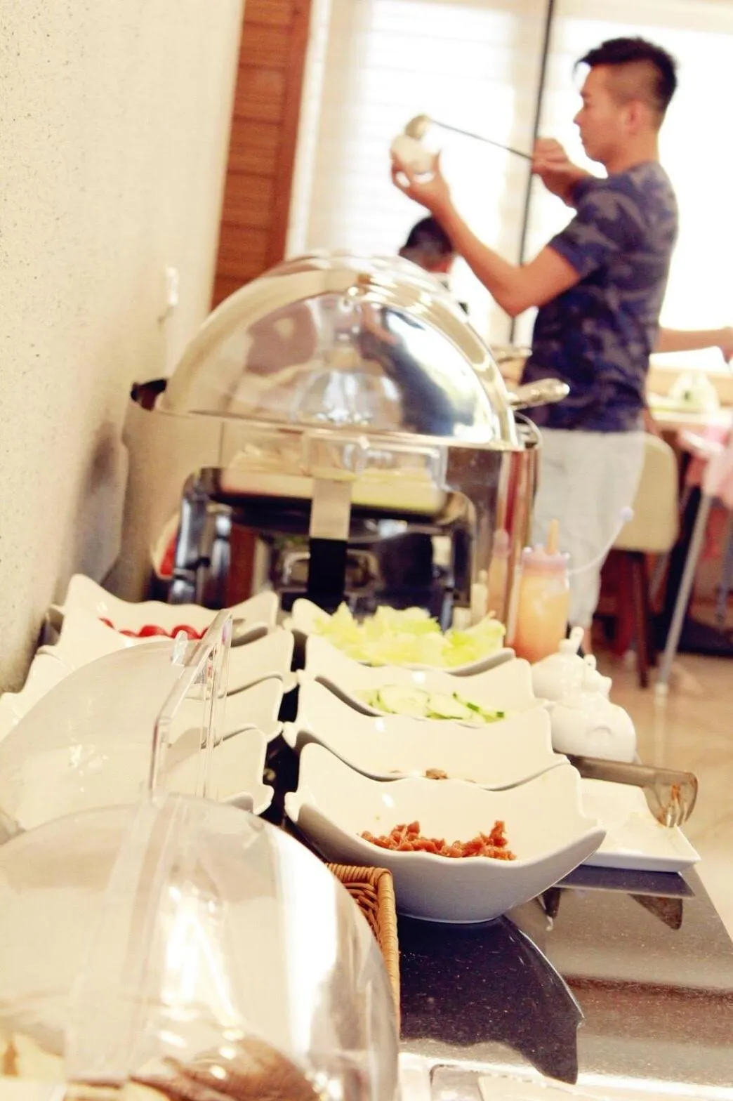 Breakfast in Urban Oasis Inn