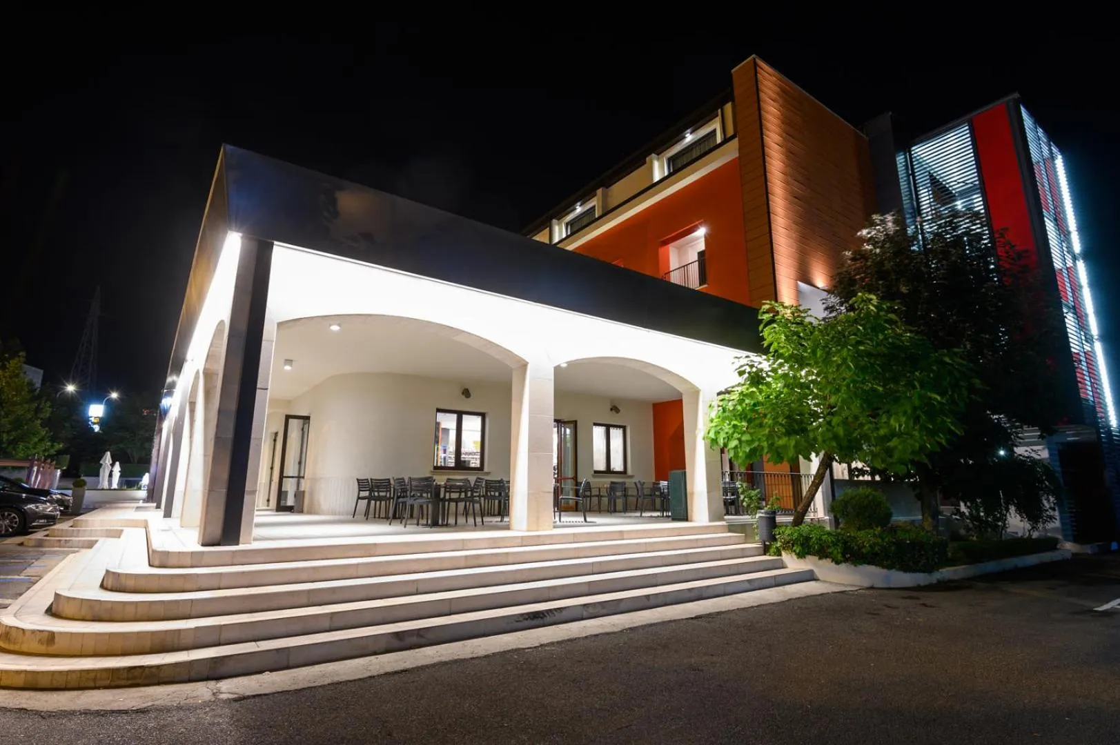 Property building in Bhotel