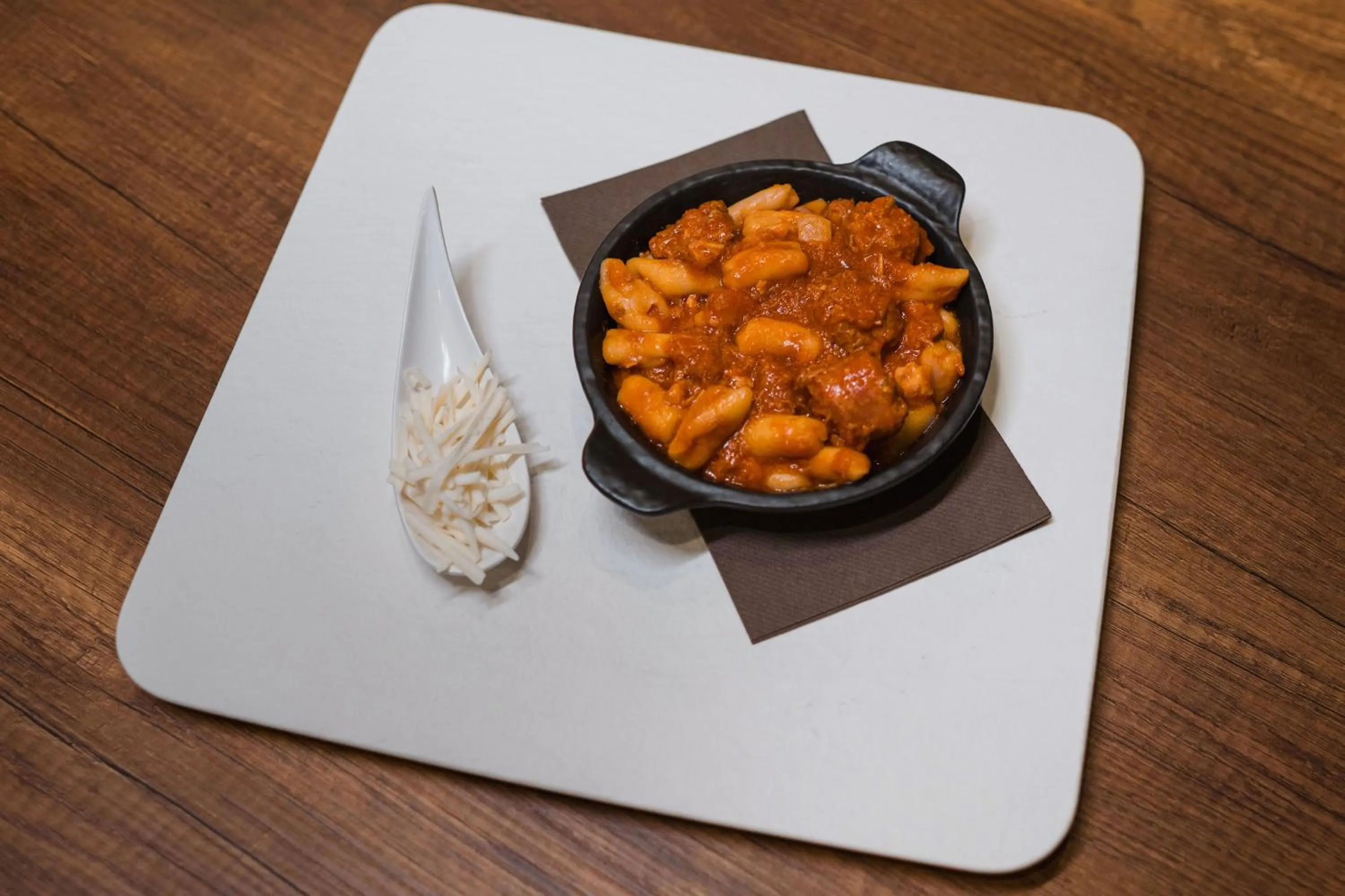 Food and drinks in Bhotel