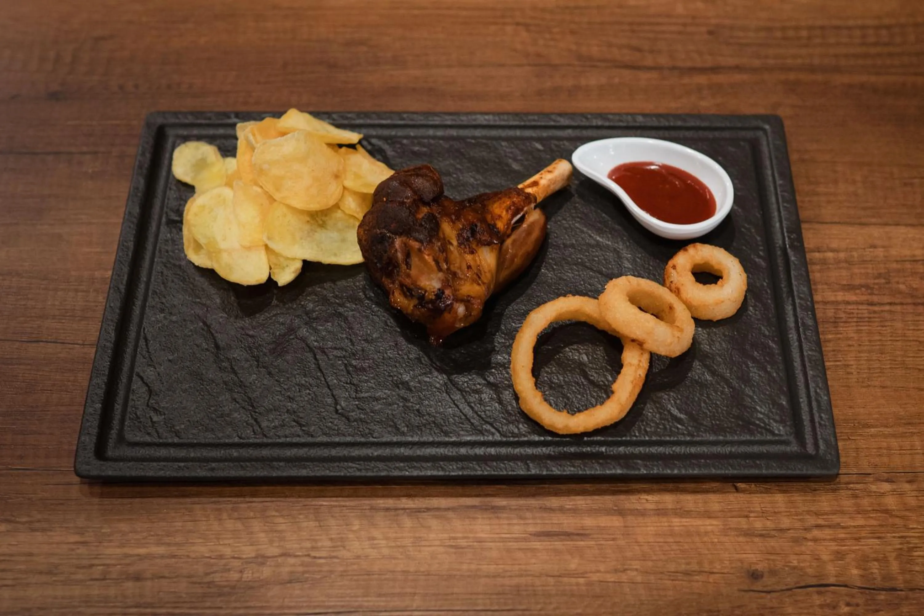 Food and drinks in Bhotel