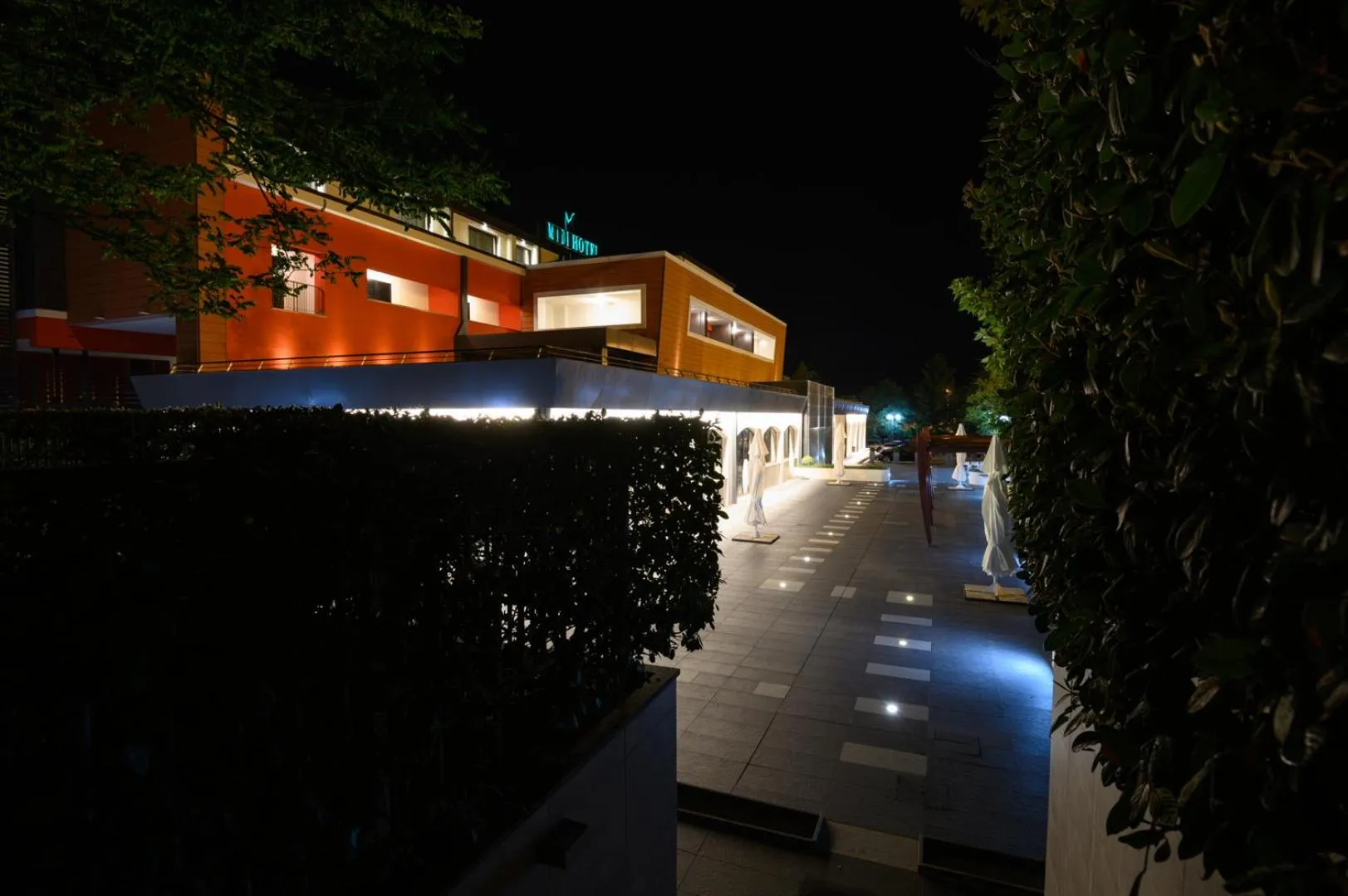 Property building in Bhotel