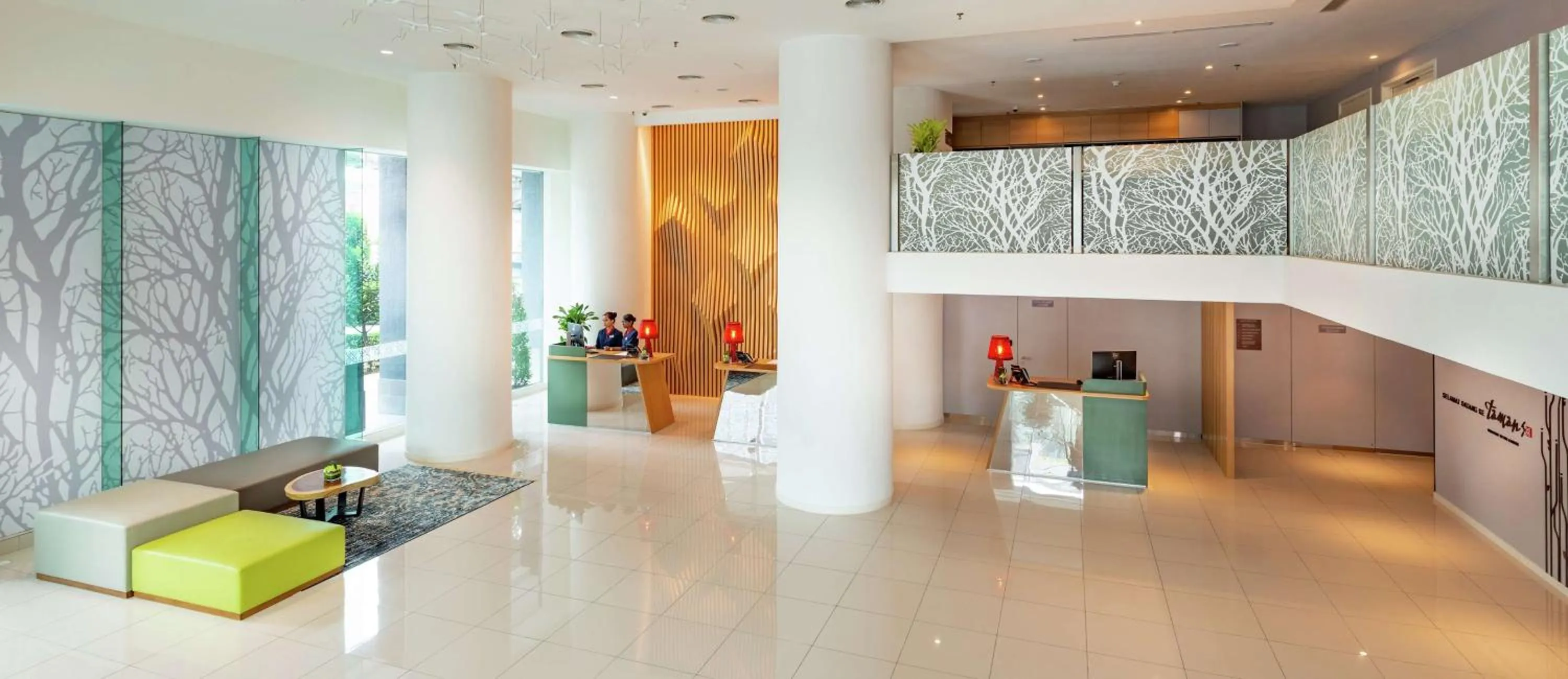 Lobby or reception in Hilton Garden Inn Kuala Lumpur - South