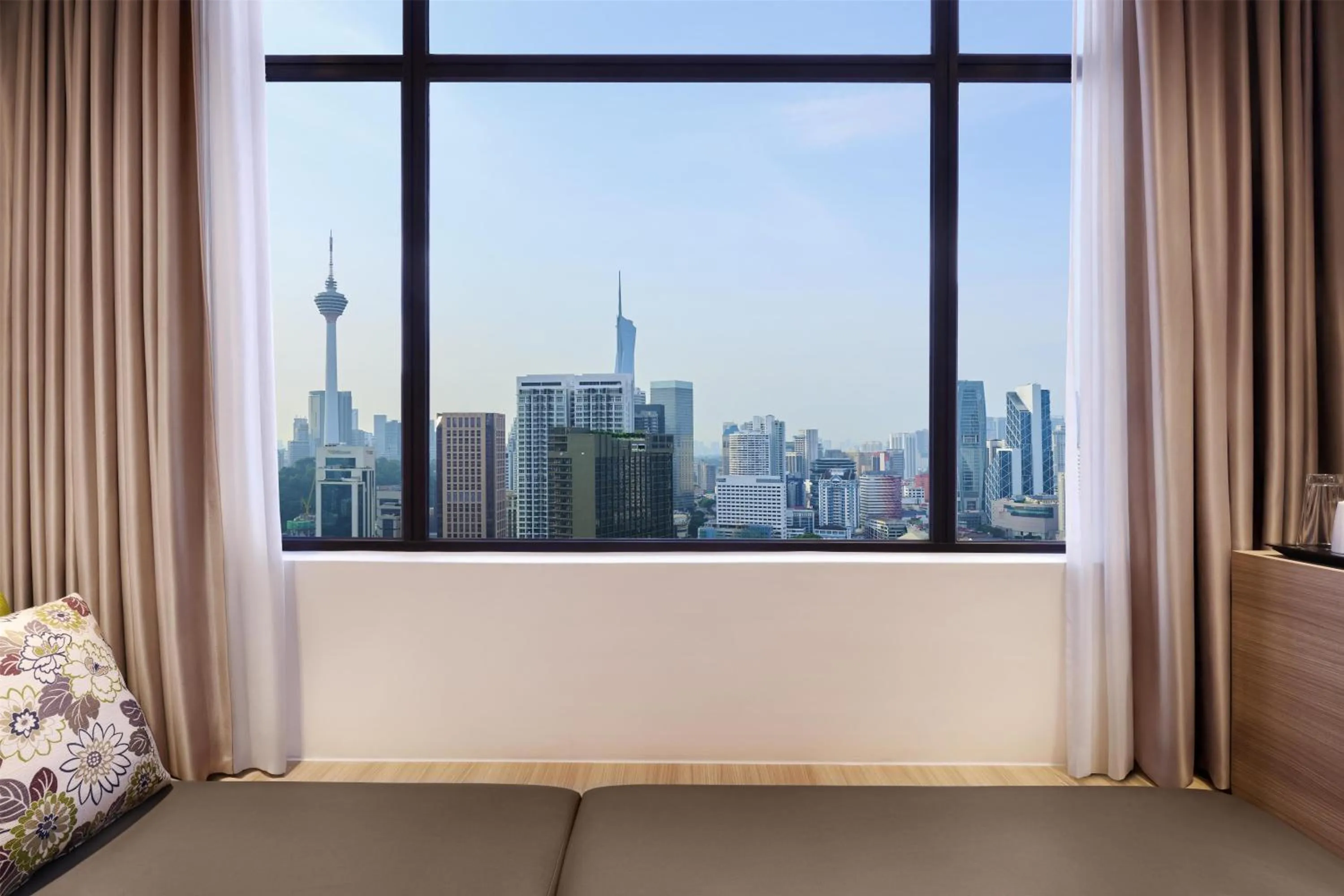 Living room in Hilton Garden Inn Kuala Lumpur - South