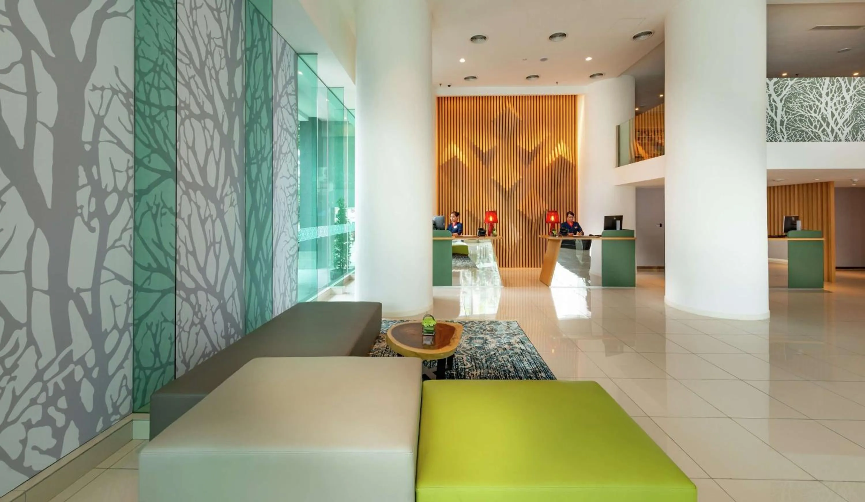 Lobby or reception in Hilton Garden Inn Kuala Lumpur - South