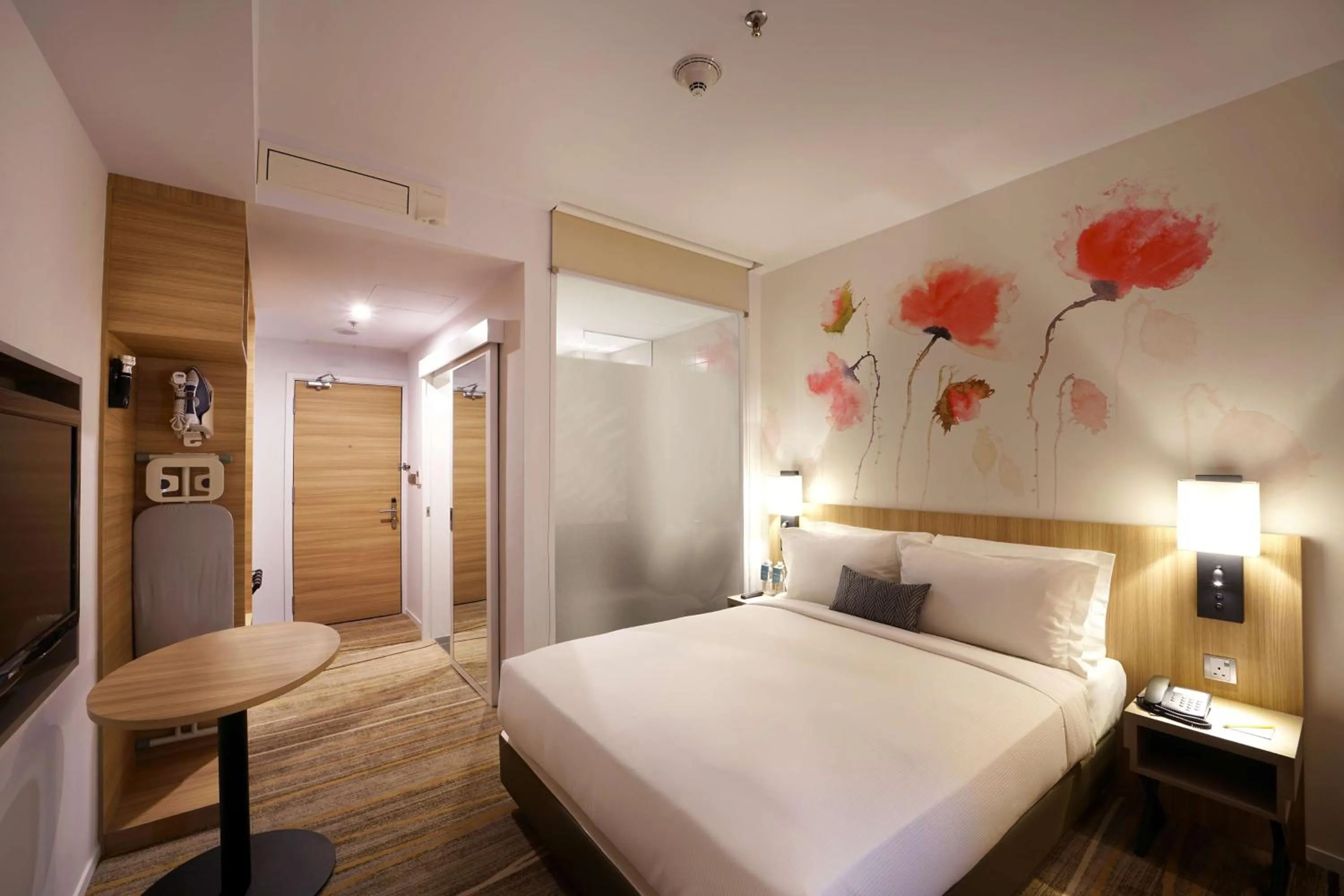 Toilet, Bed in Hilton Garden Inn Kuala Lumpur - South