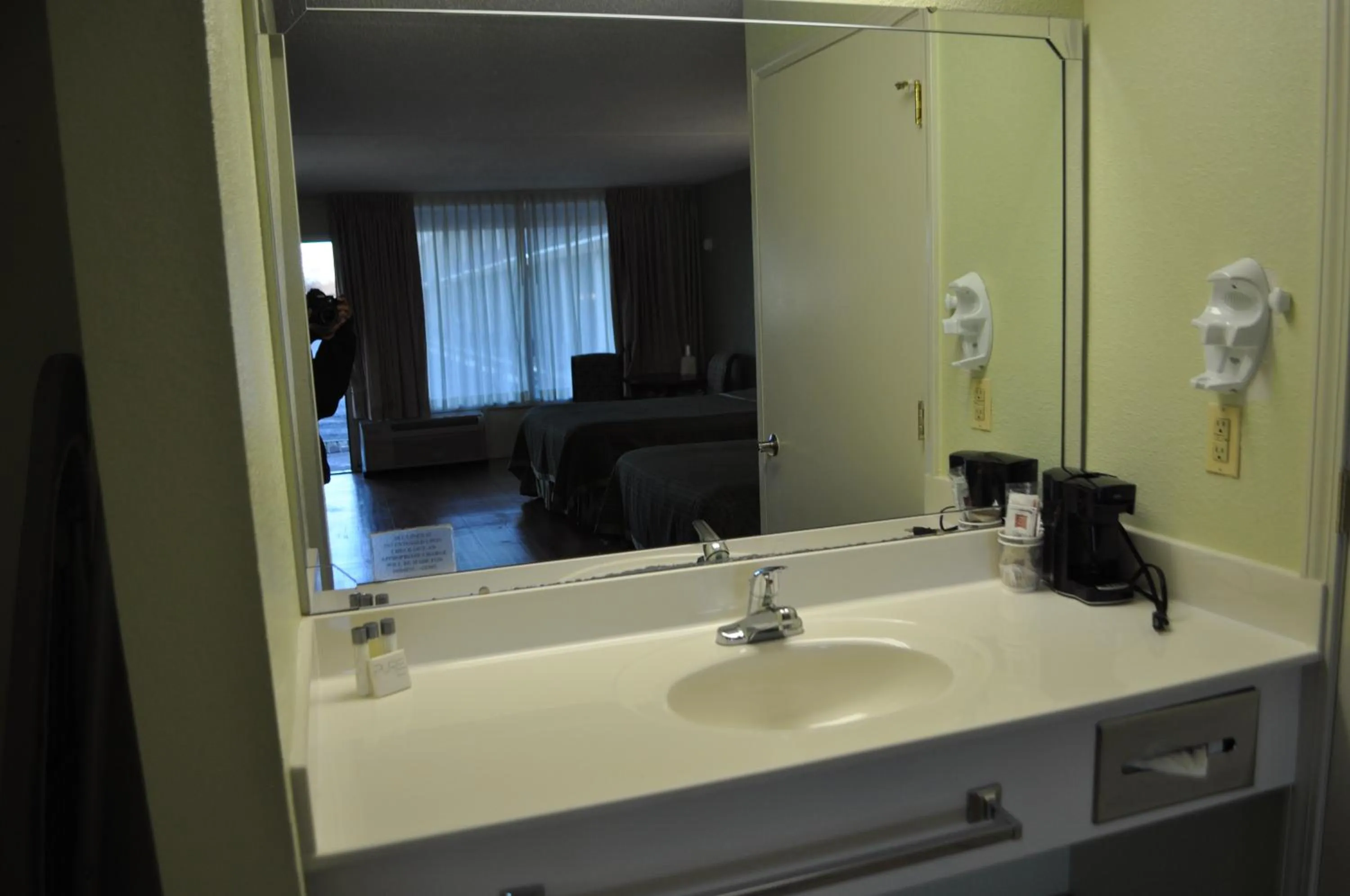 Bestway Inn - Madison