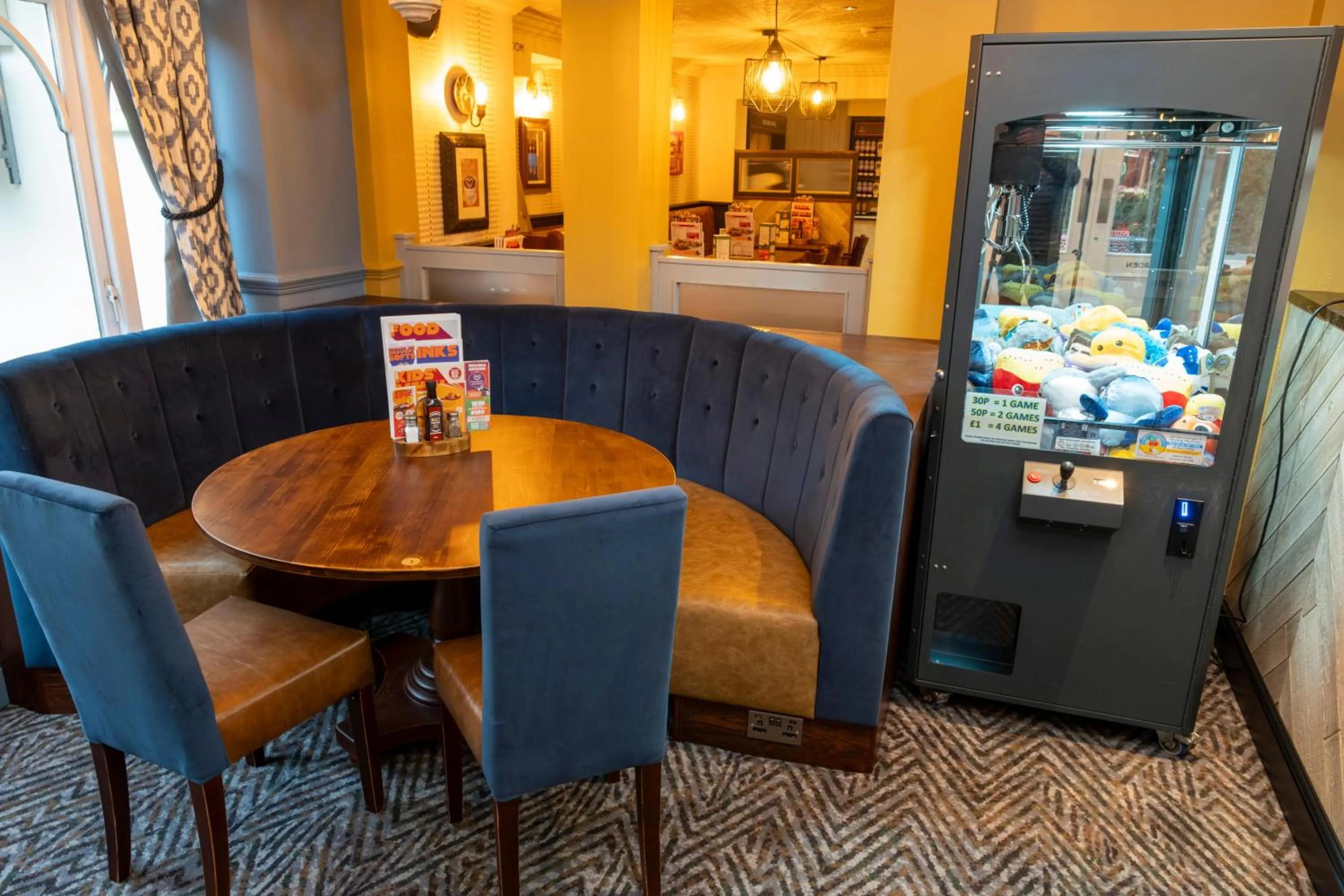 Restaurant/places to eat in Charnwood Arms By Greene King Inns