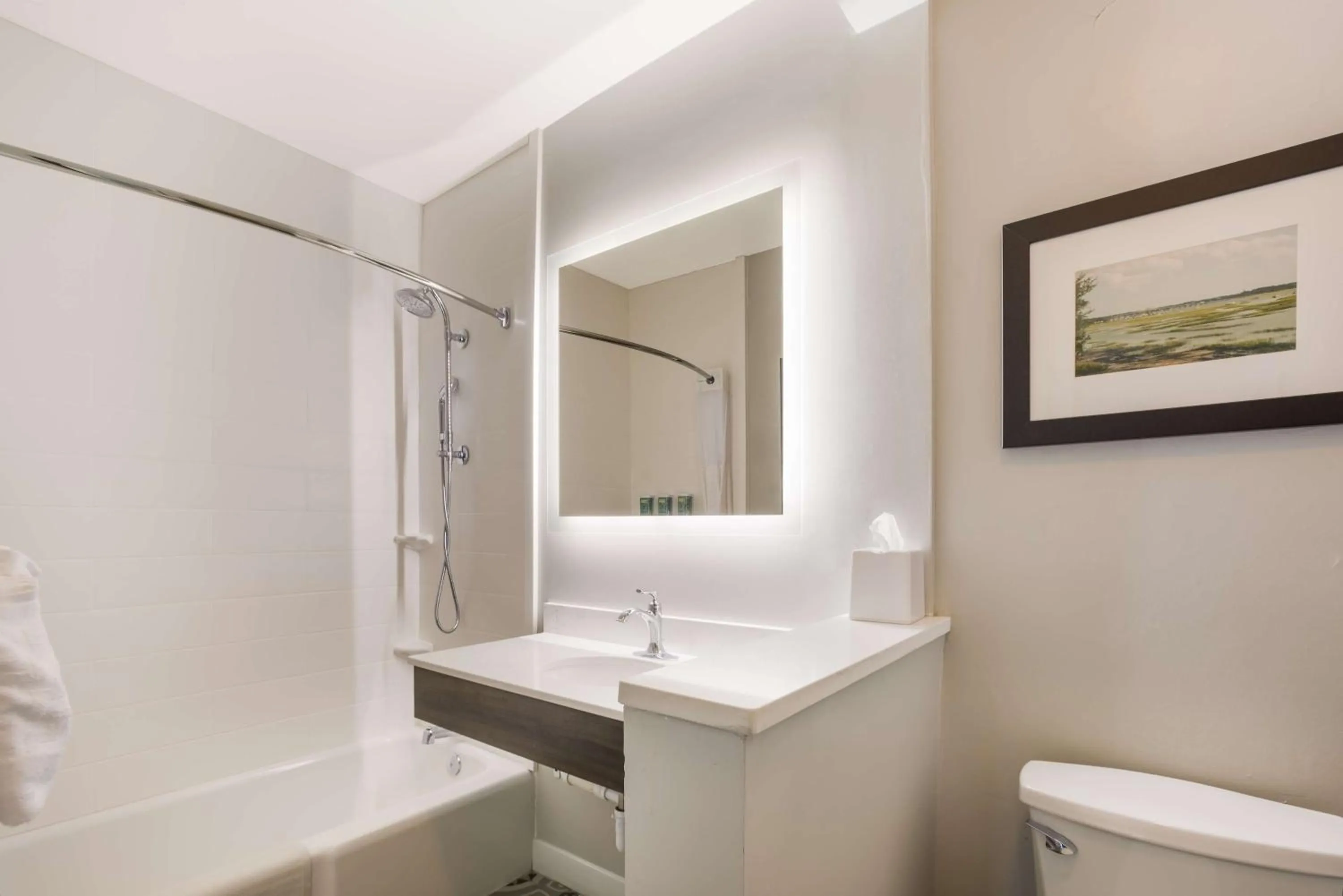 Bathroom in Best Western Sea Island Inn