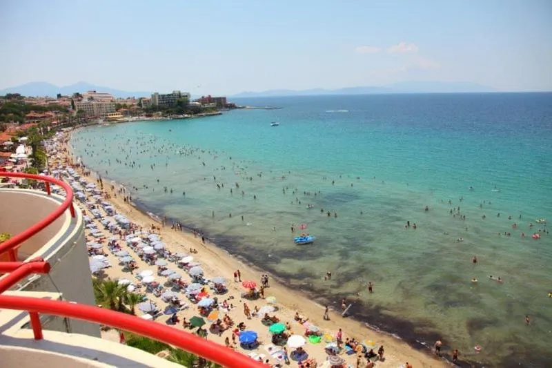 Beach in Sergent Hotel