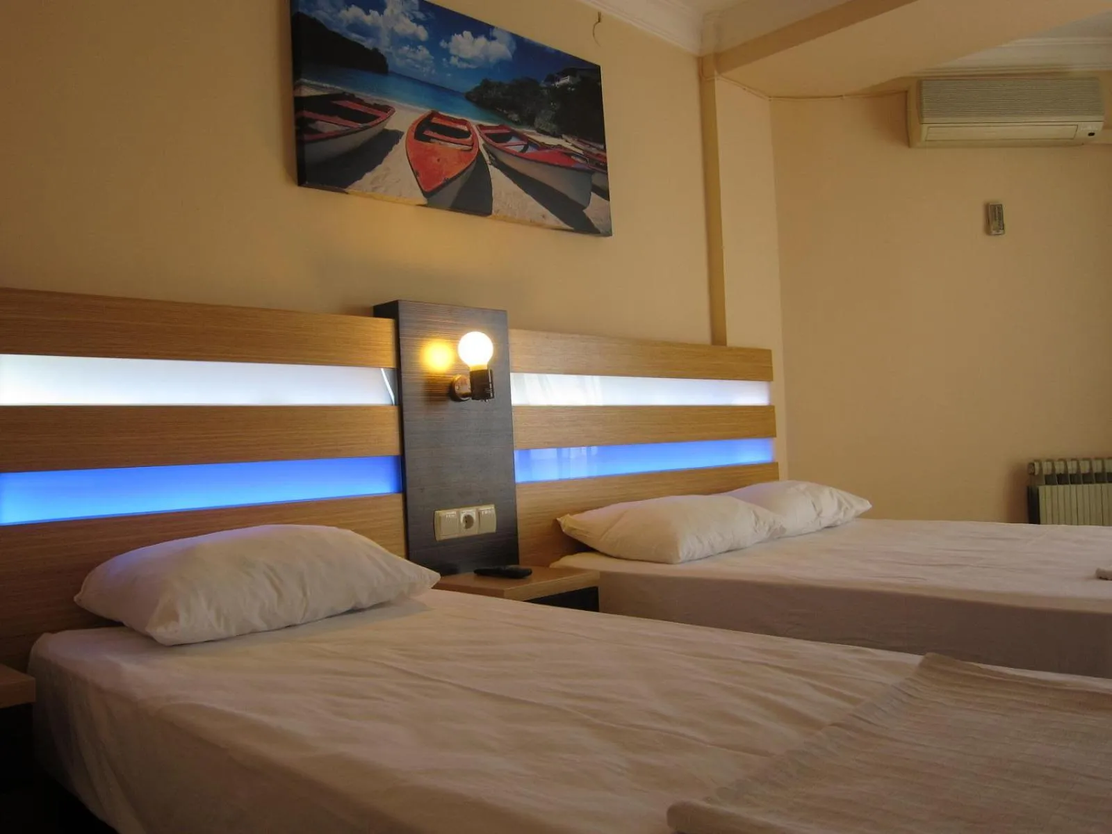 Bed in Sergent Hotel