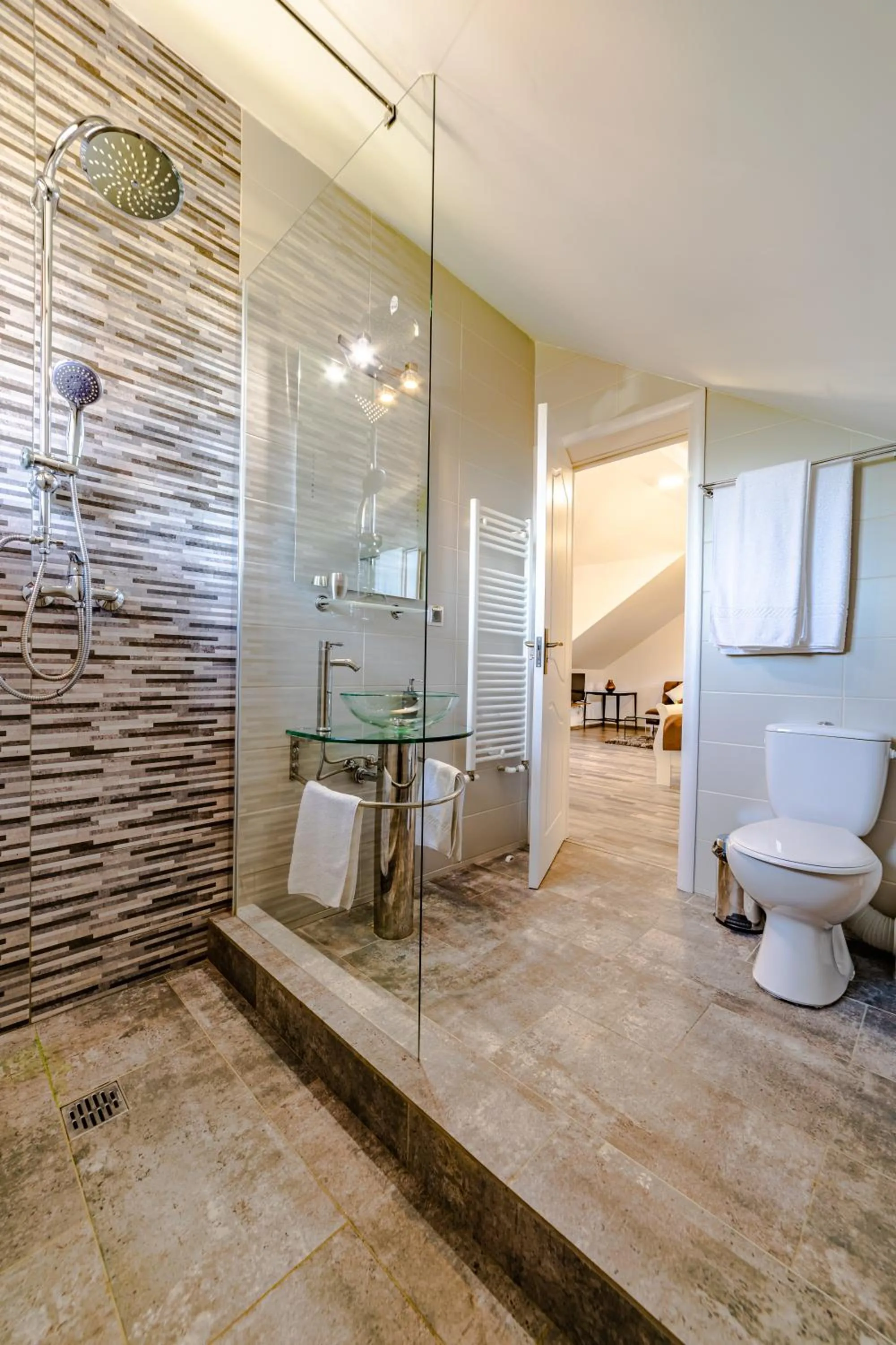 Bathroom in Yael Luxury Apartments 2