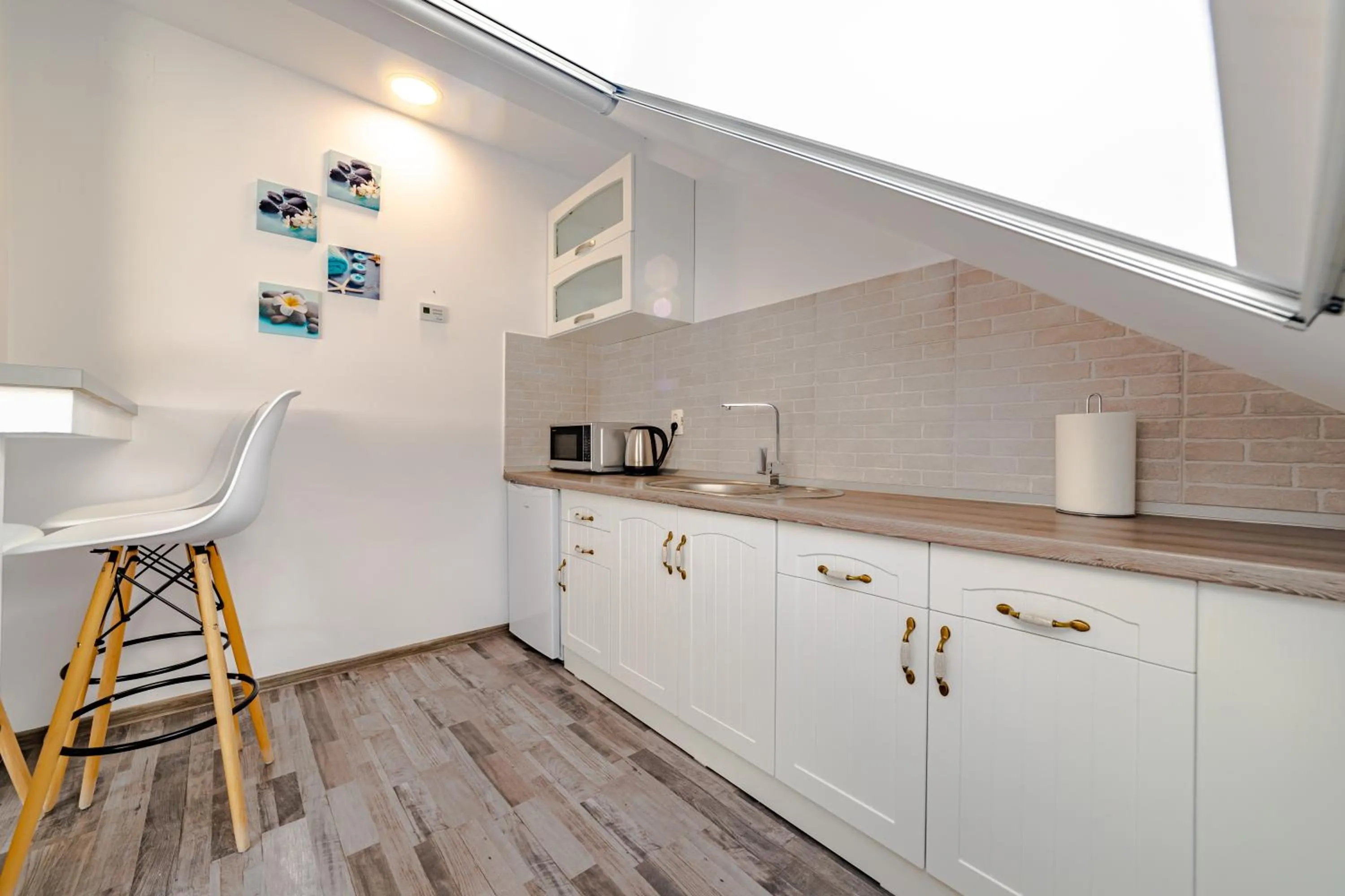 Kitchen or kitchenette in Yael Luxury Apartments 2