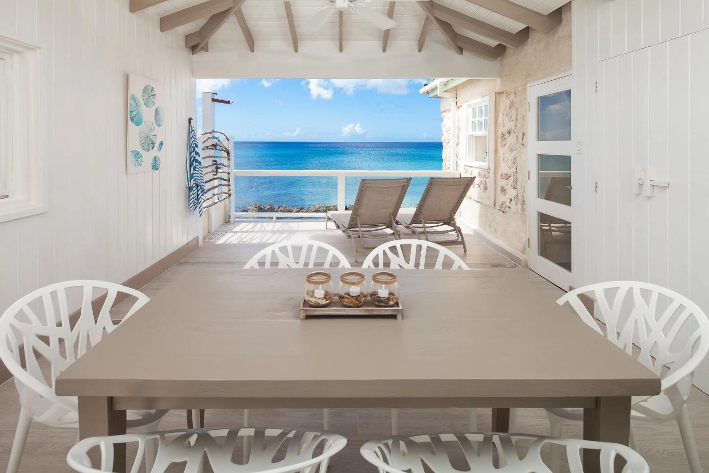 Decorative detail in Little Good Harbour