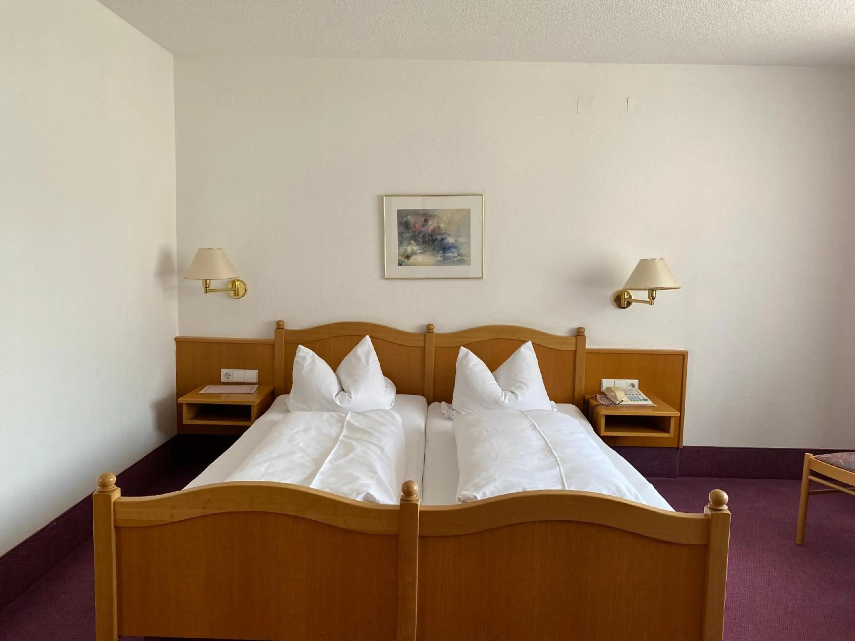 Bed in Hotel-Restaurant Zum Loewen