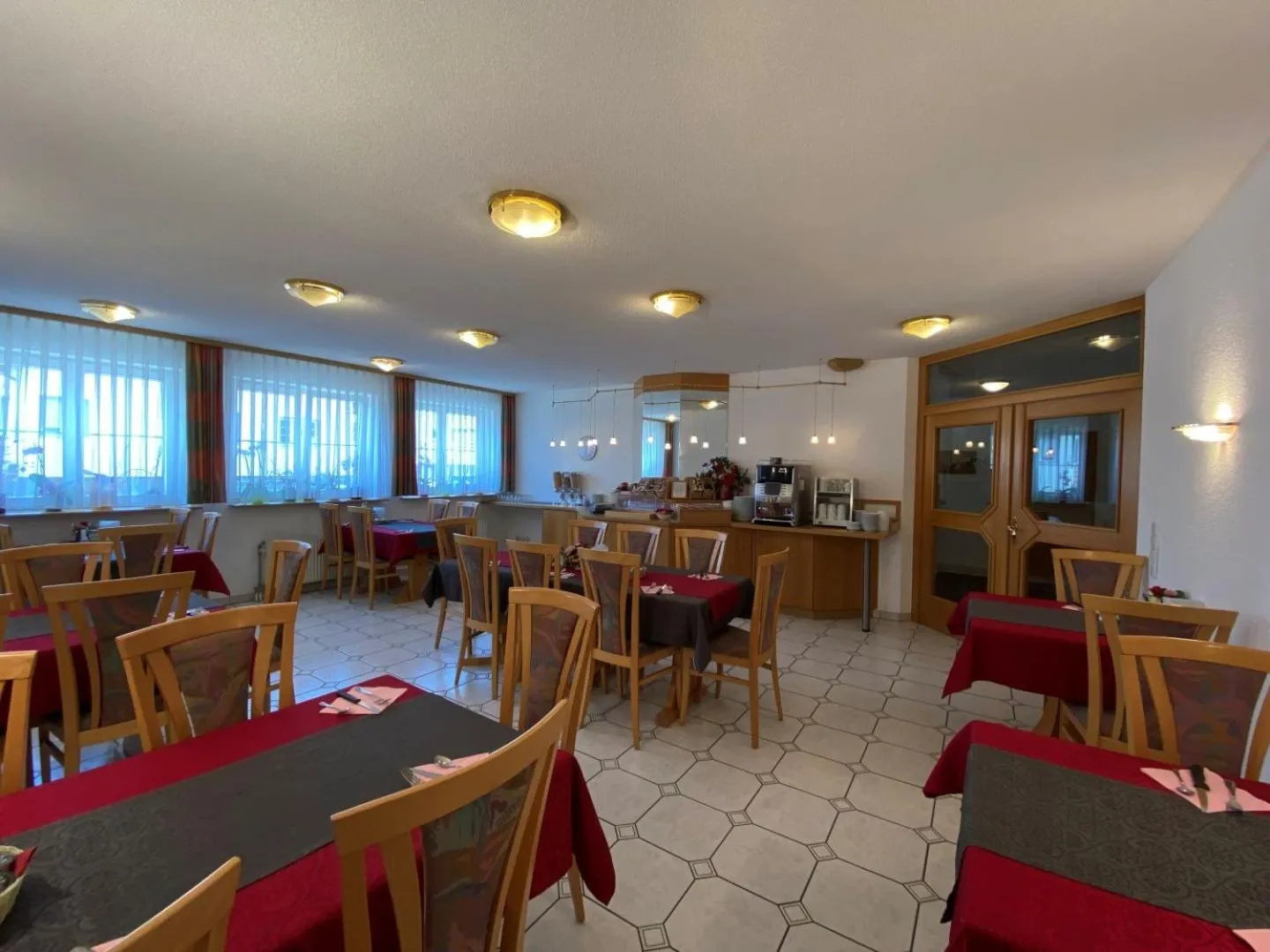 Buffet breakfast in Hotel-Restaurant Zum Loewen