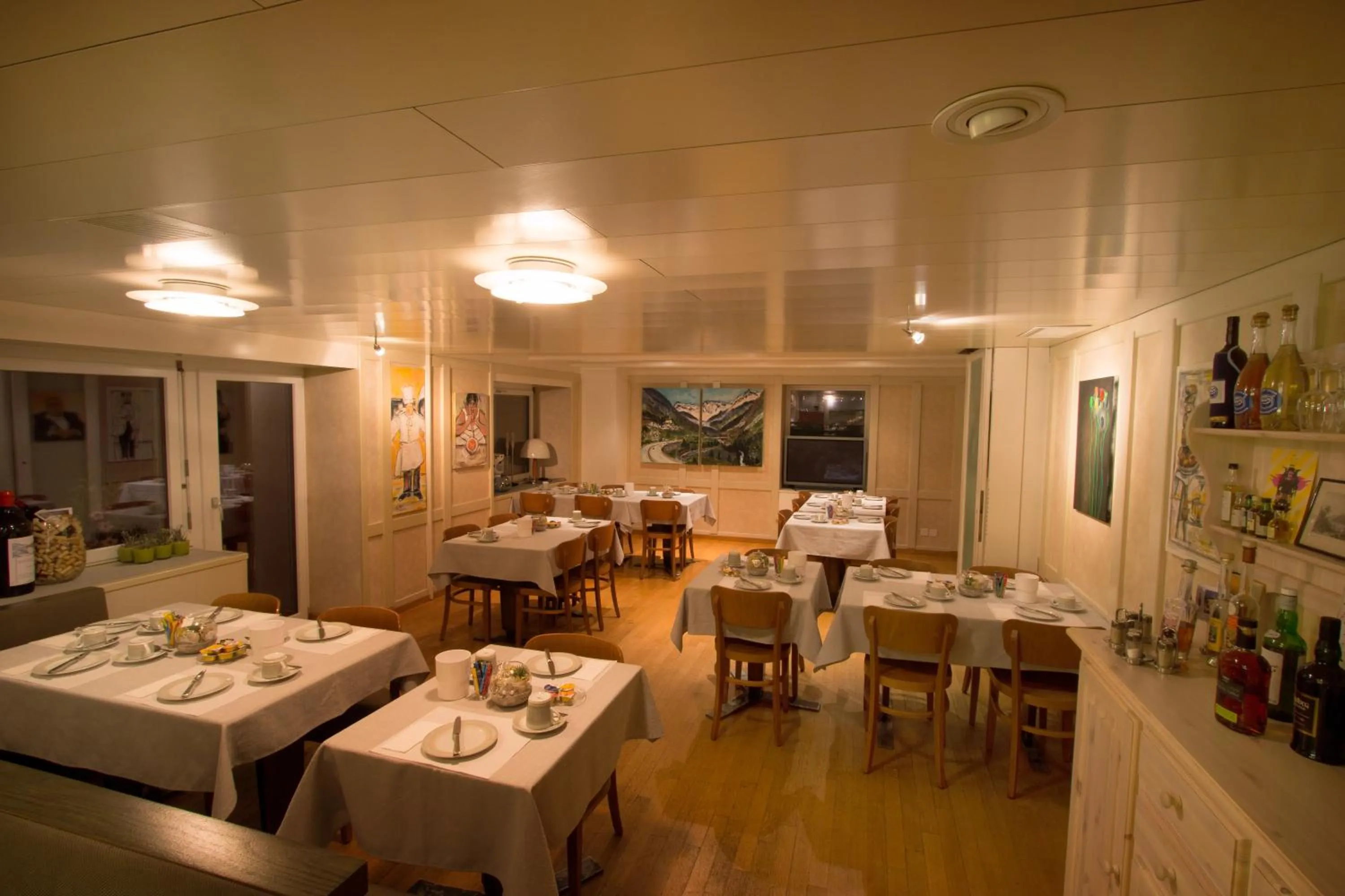 Restaurant/places to eat in Hotel Gerig