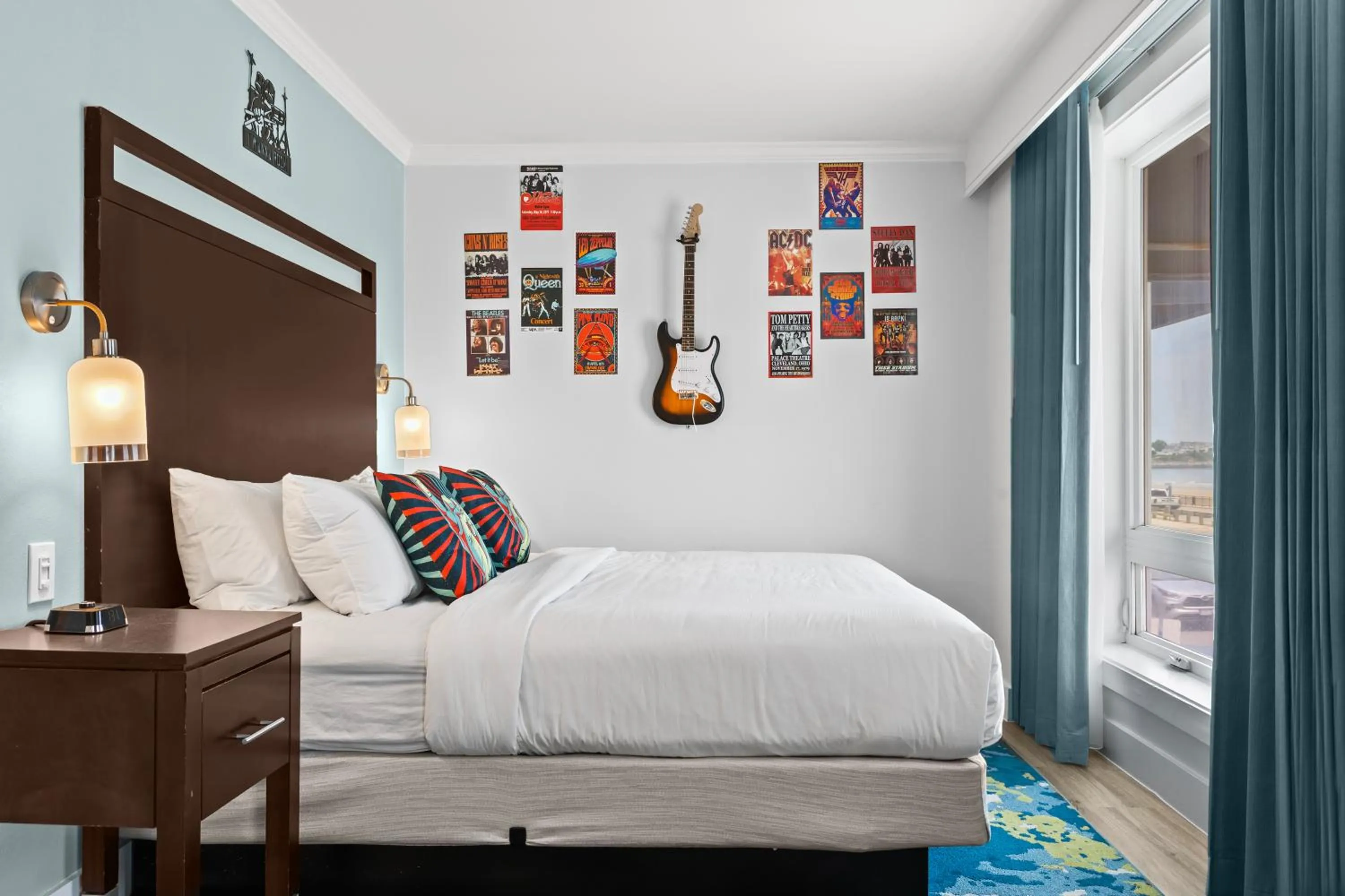 Bed in Ashworth by the Sea