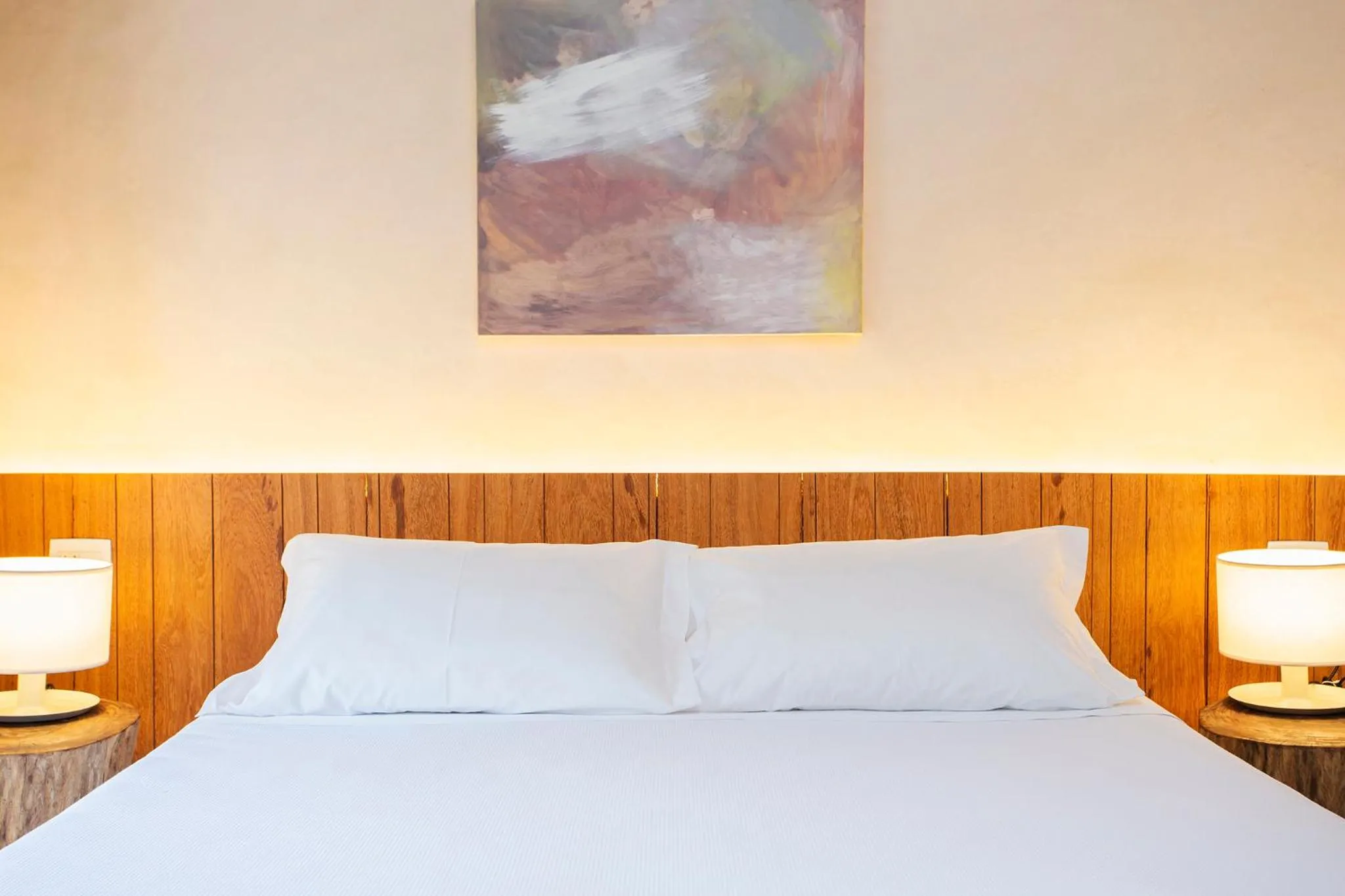 Bed in Hotel Mercedes