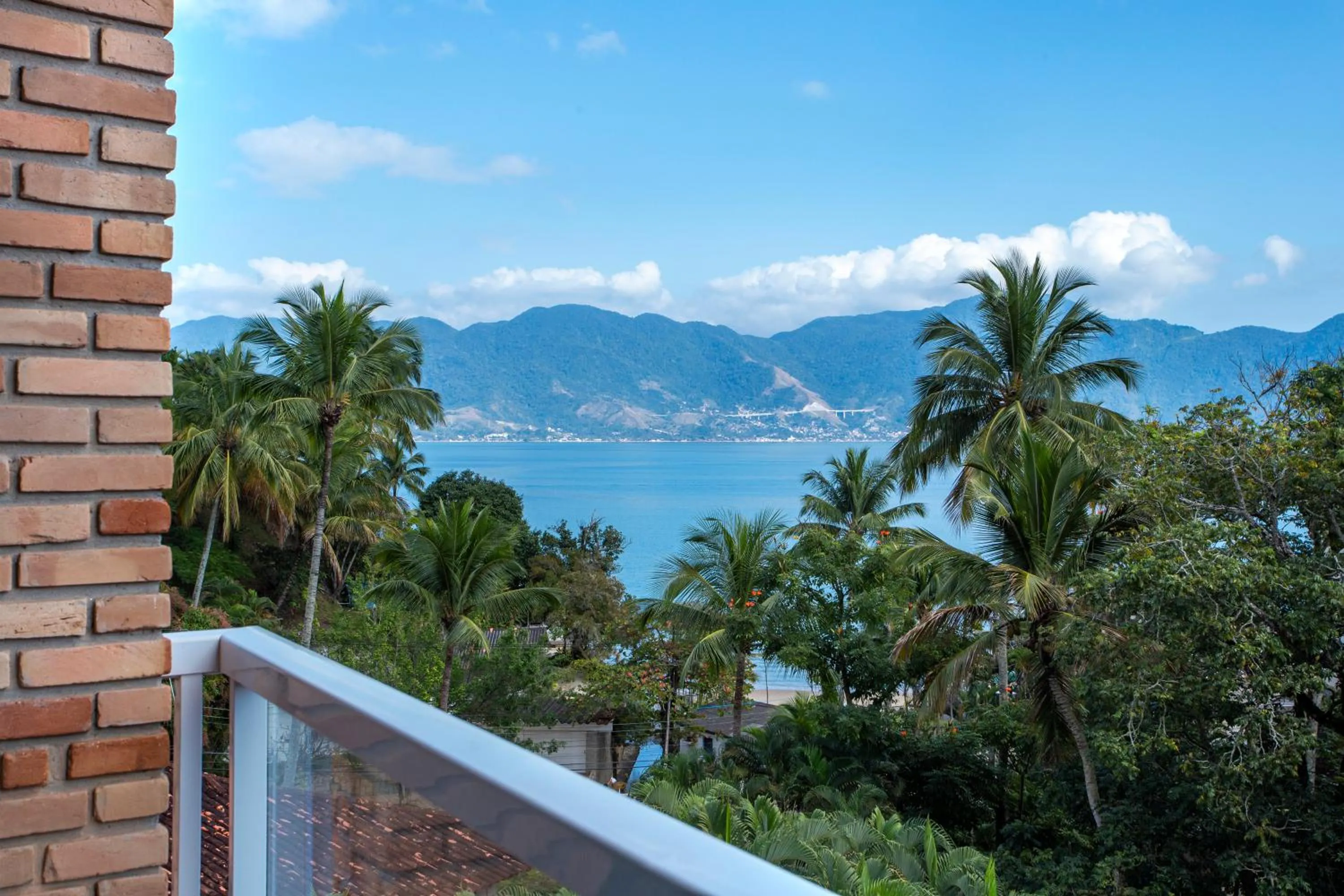 Day in Hotel Mercedes