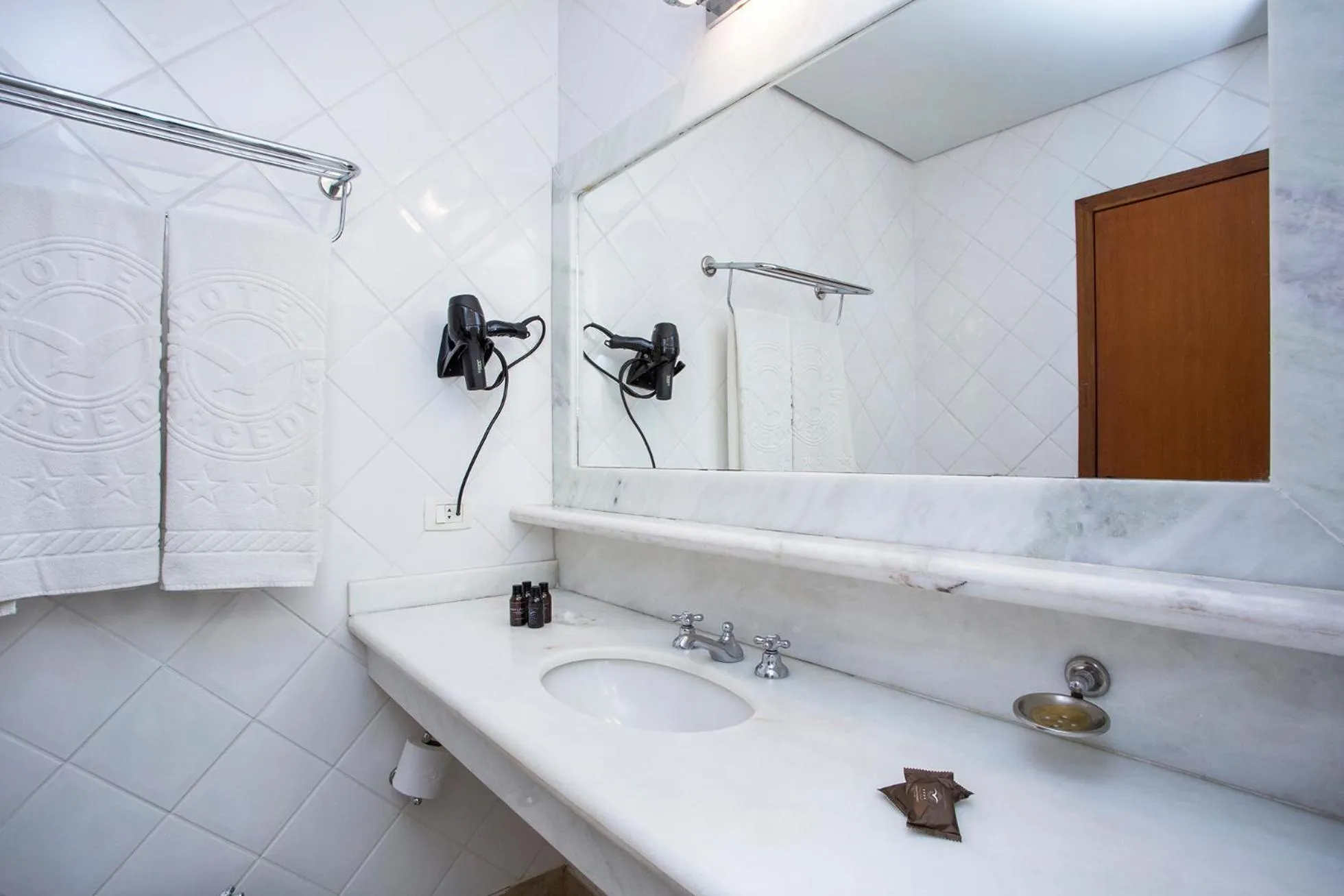 Bathroom in Hotel Mercedes