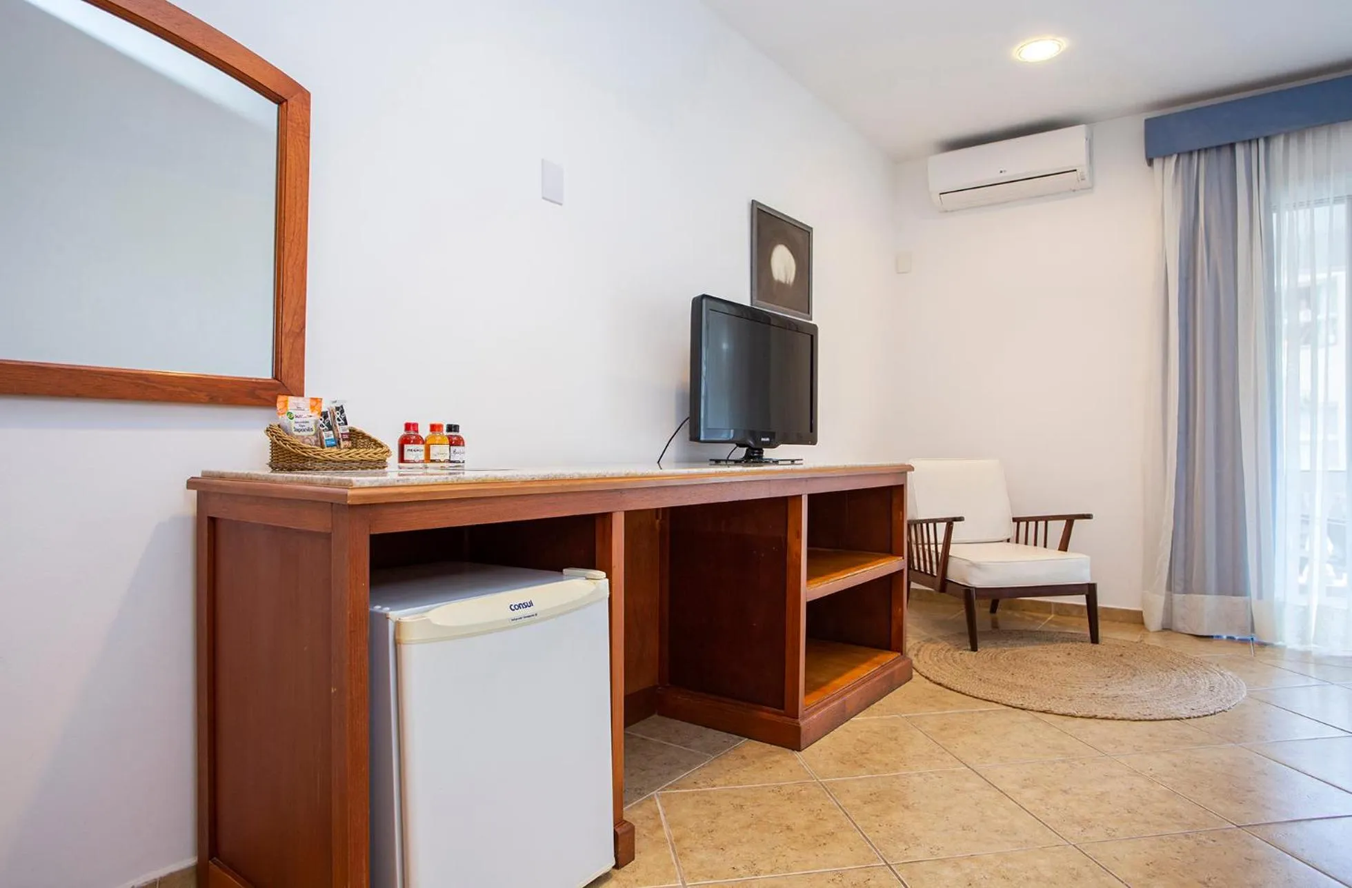 TV and multimedia in Hotel Mercedes