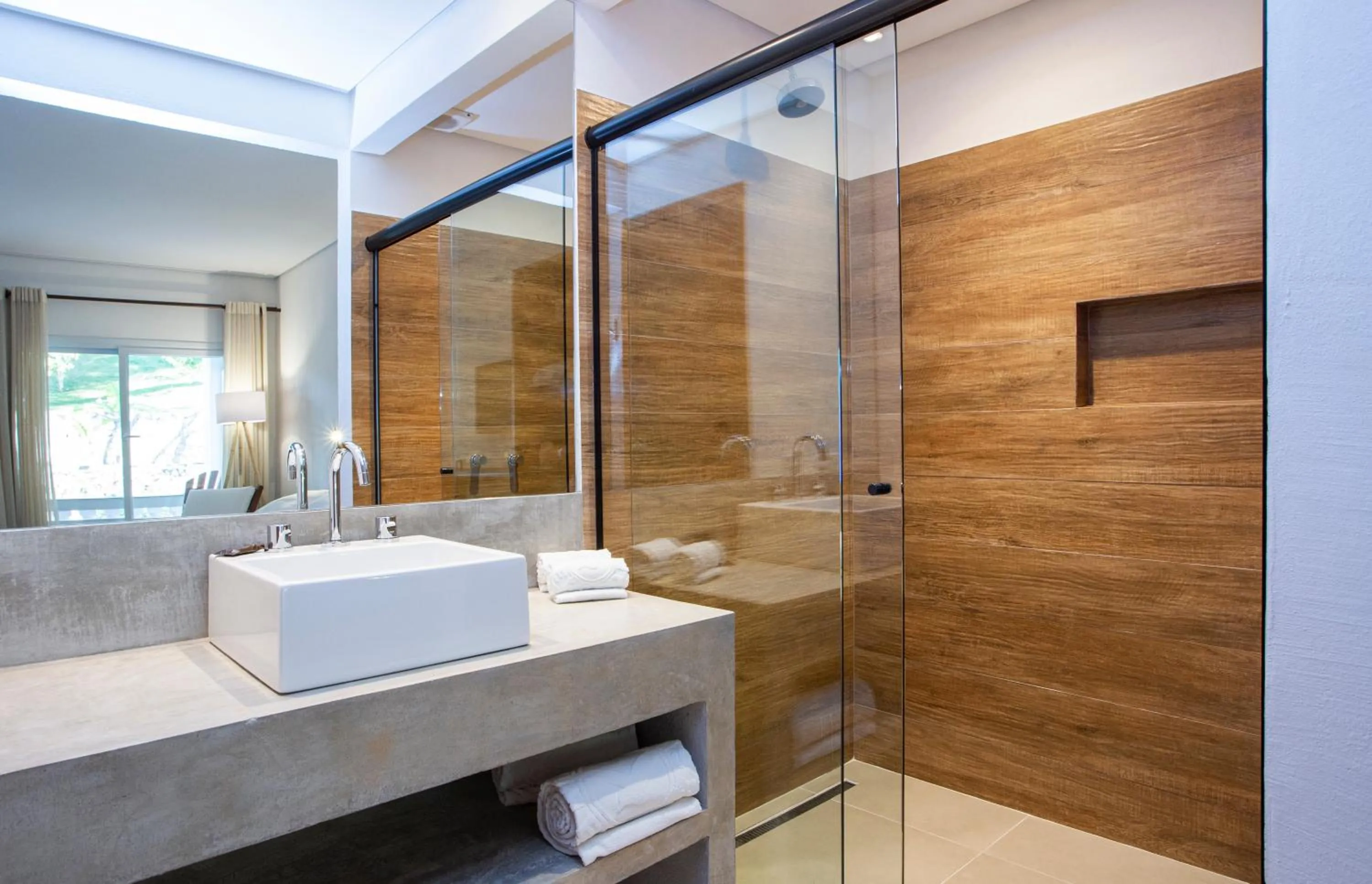 Shower in Hotel Mercedes