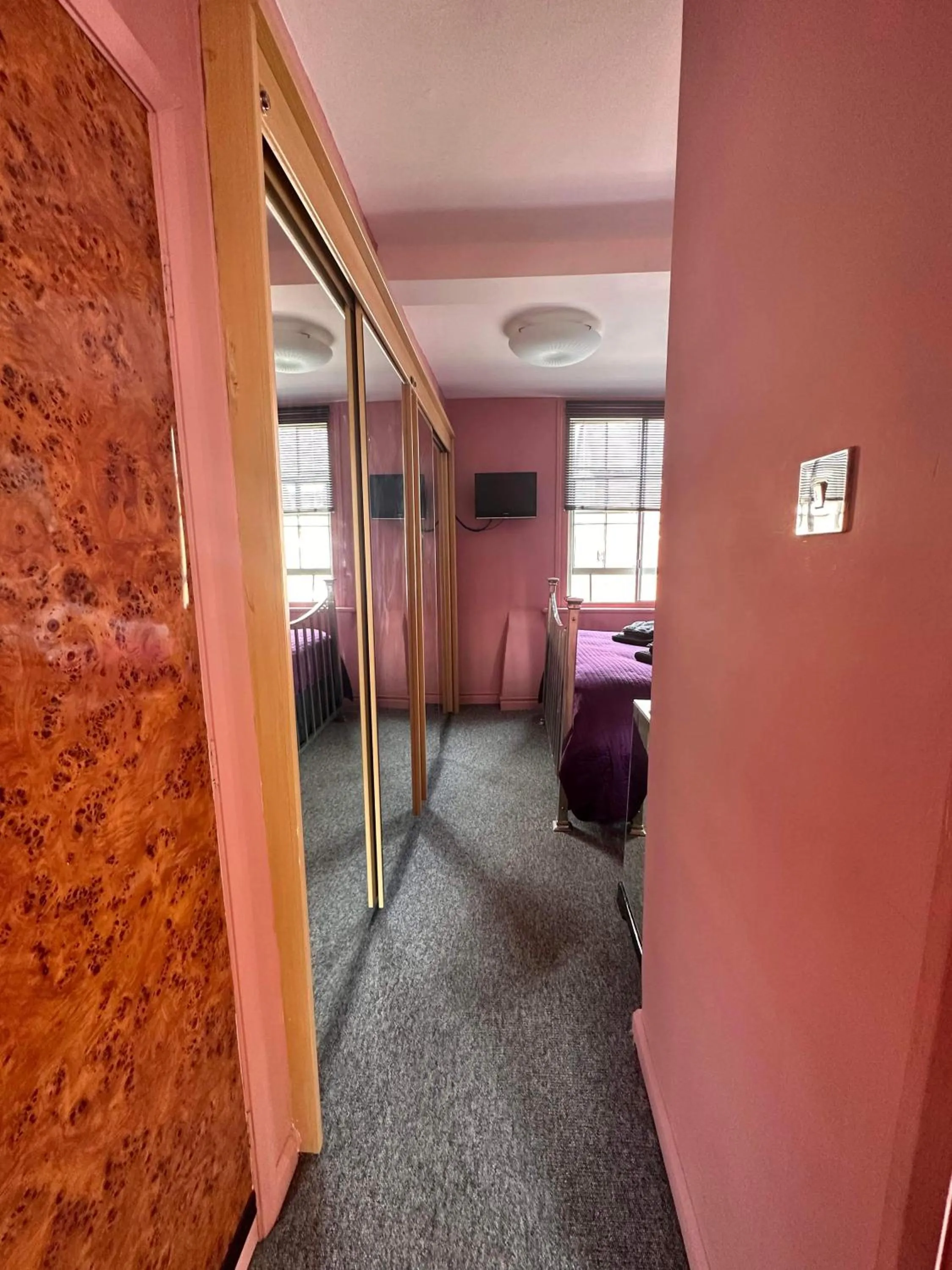 Bed in Green Dragon LUDLOW