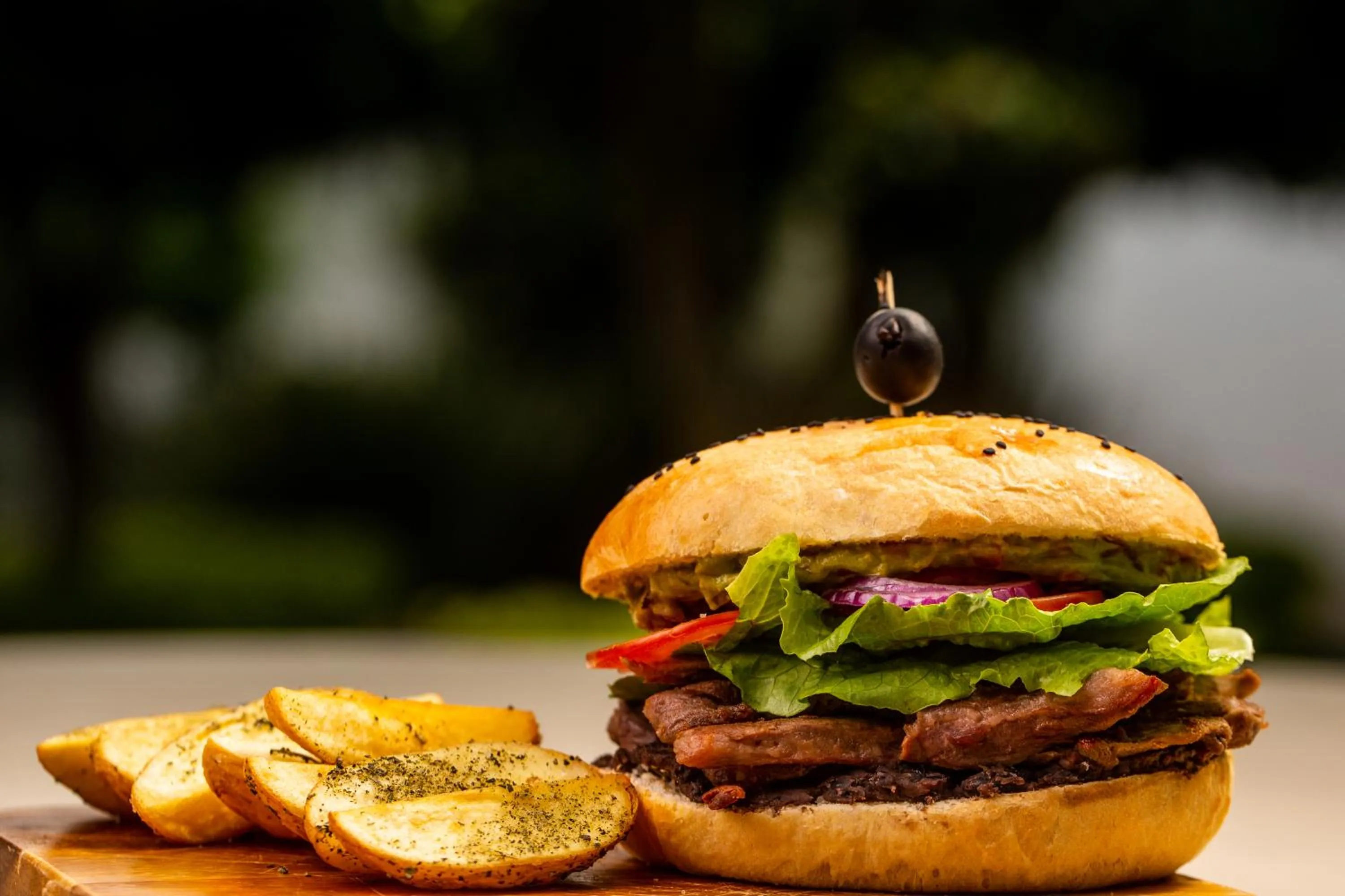 Restaurant/places to eat in Hotel Horizon & Convention Center