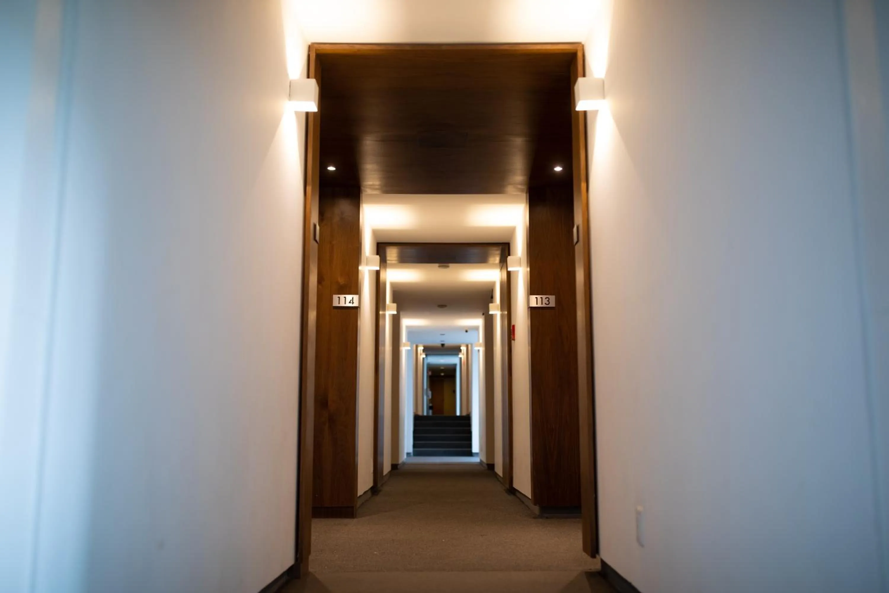 Property building in Hotel Horizon & Convention Center