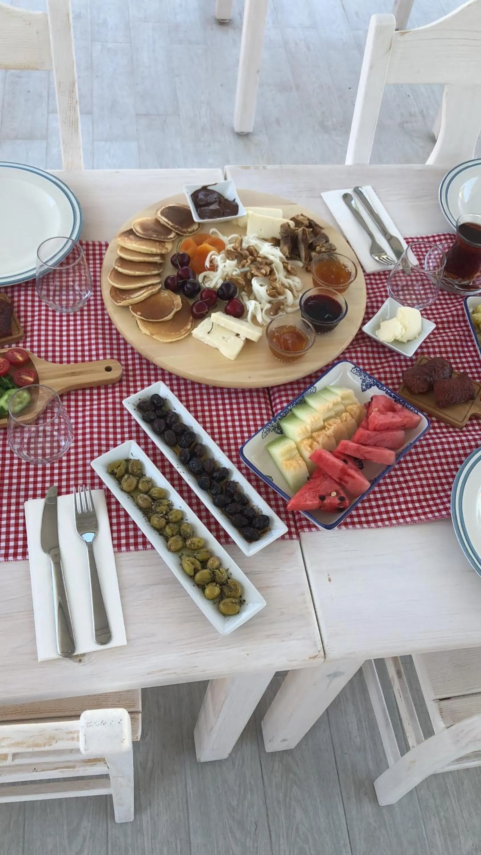 Breakfast in Z Exclusive Hotel and Villas