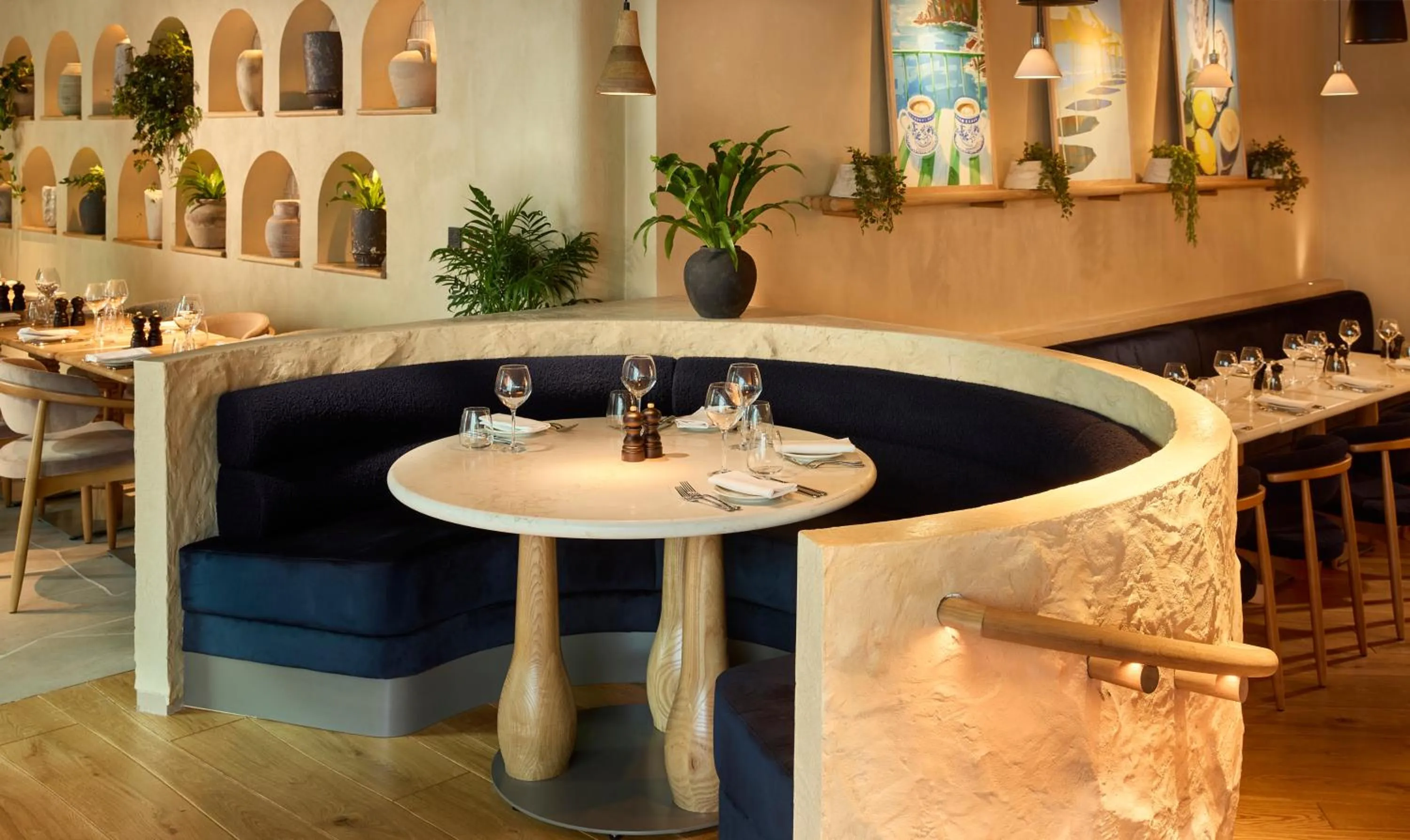 Restaurant/places to eat in Hilton London Tower Bridge