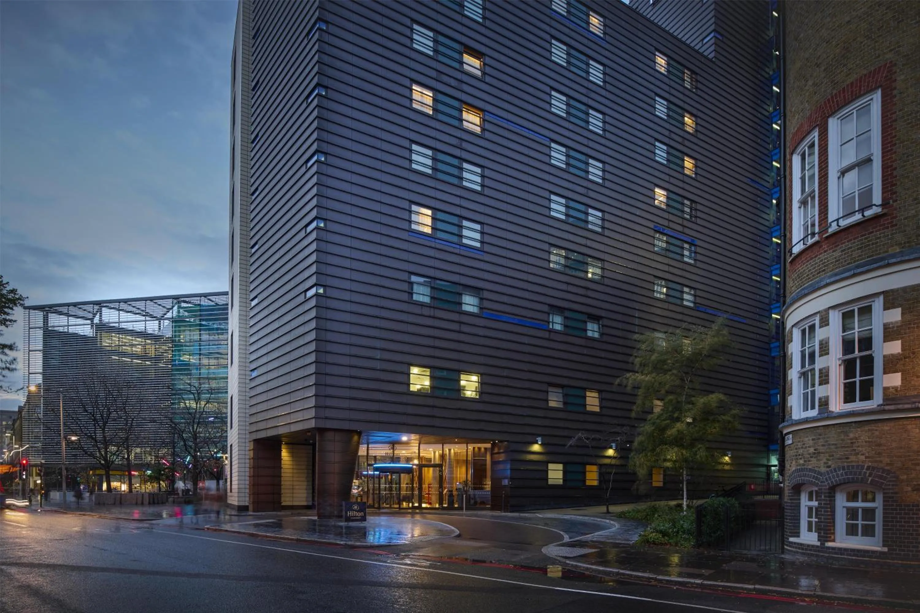 Property building in Hilton London Tower Bridge