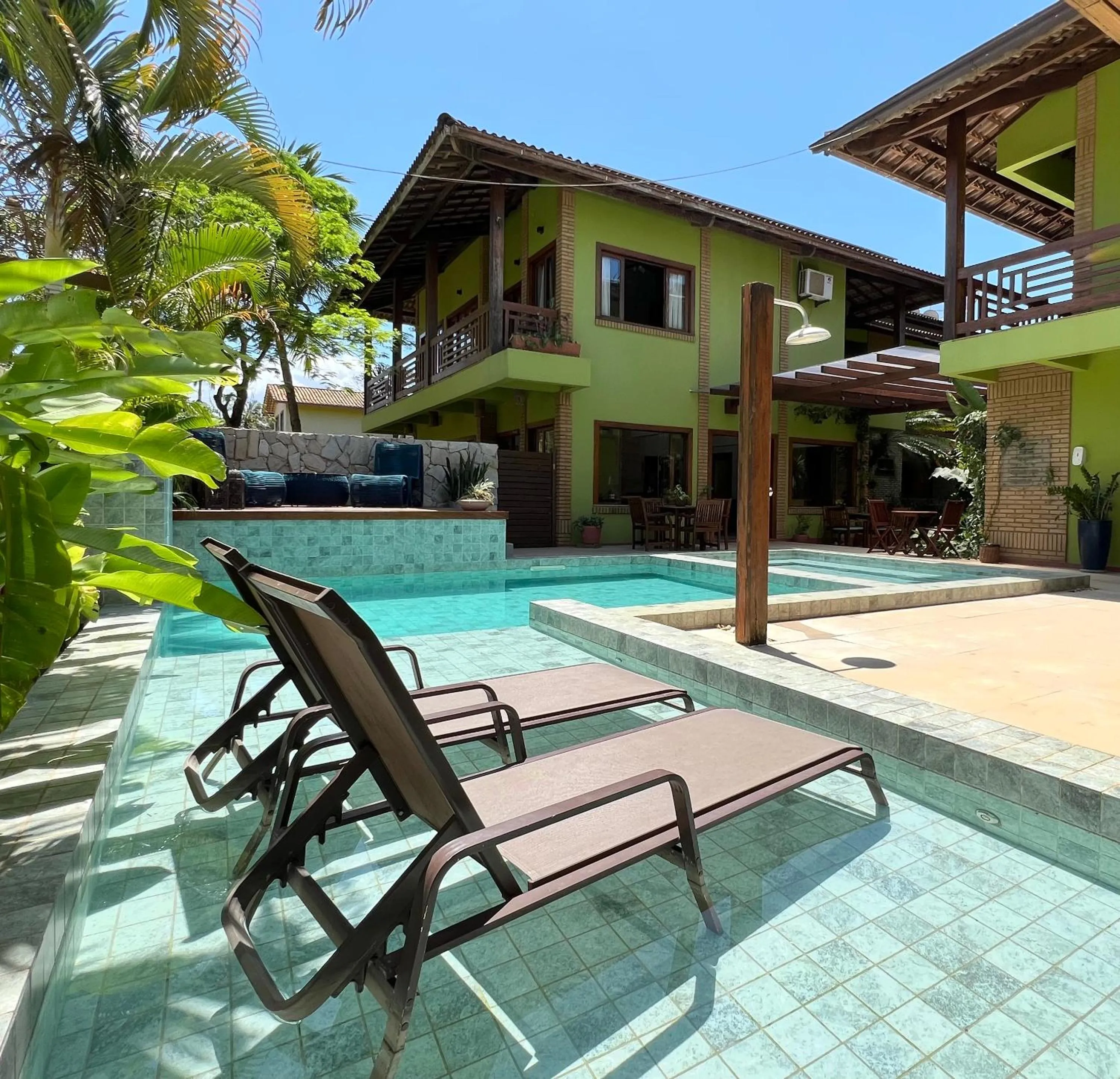 Pool view in Pousada Abaré