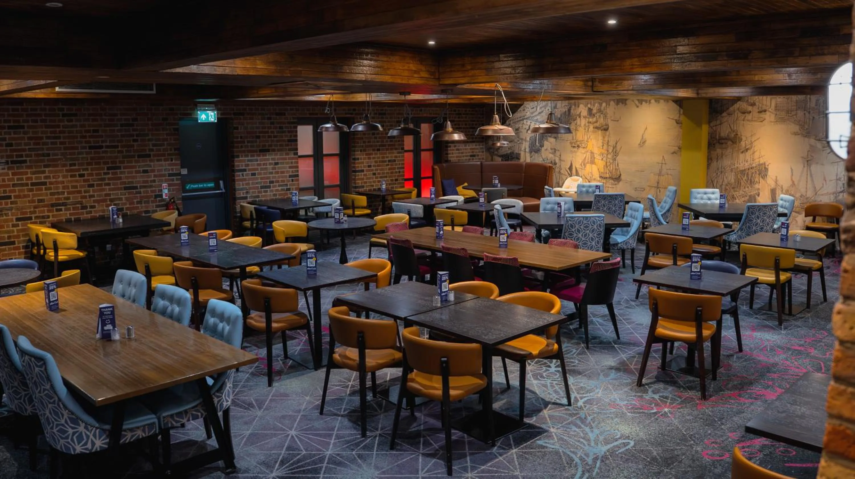 Breakfast in a&o London Docklands Riverside