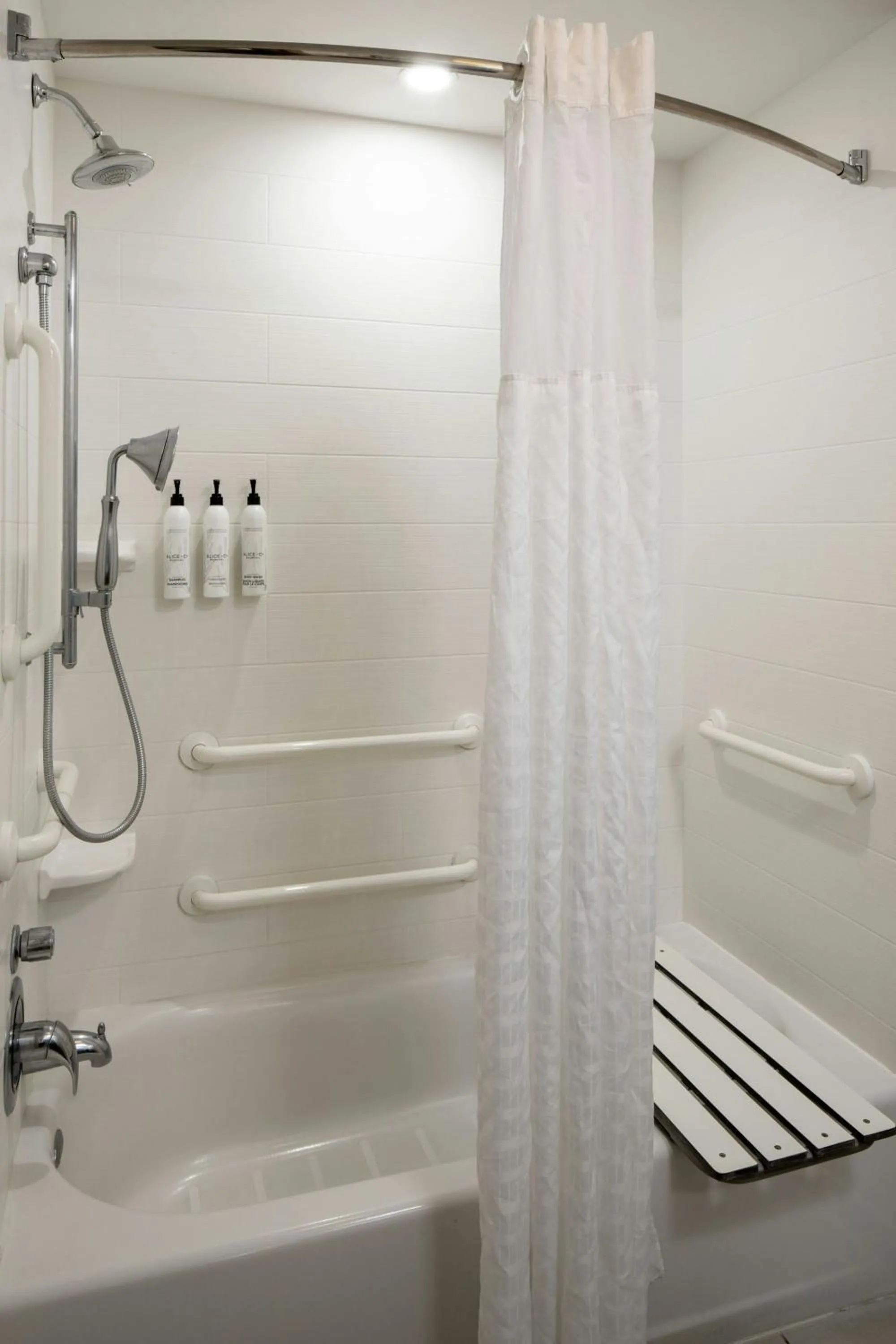 Photo of the whole room in SpringHill Suites by Marriott Lake Charles