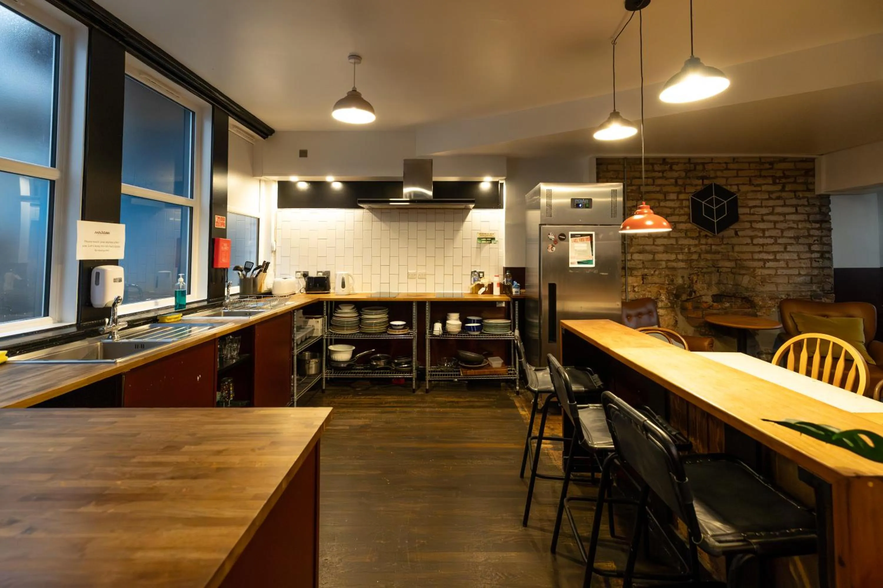 Kitchen or kitchenette in Malacuna Manchester