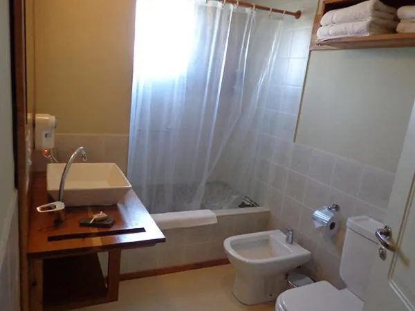 Toilet in Del Nomade Hosteria Ecologica