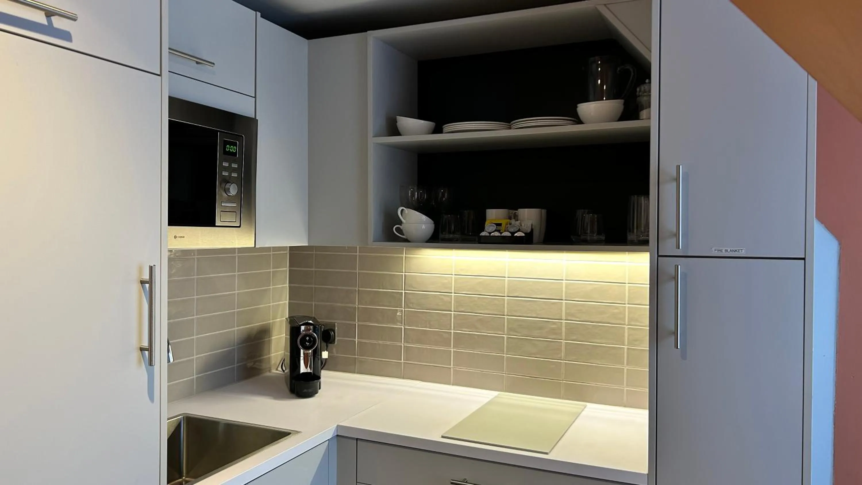 Kitchen or kitchenette in Heeton Concept Aparthotel Edinburgh Queen Street