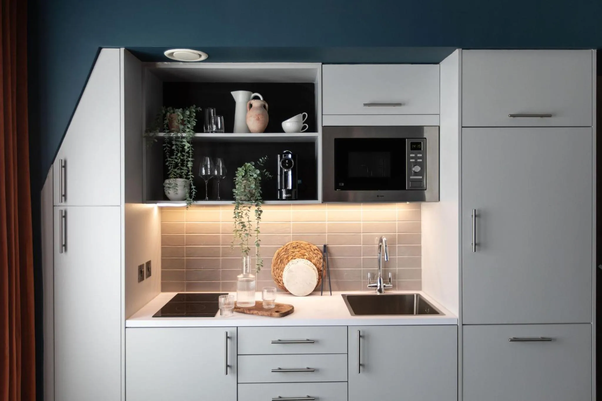 Kitchen or kitchenette in Heeton Concept Aparthotel Edinburgh Queen Street