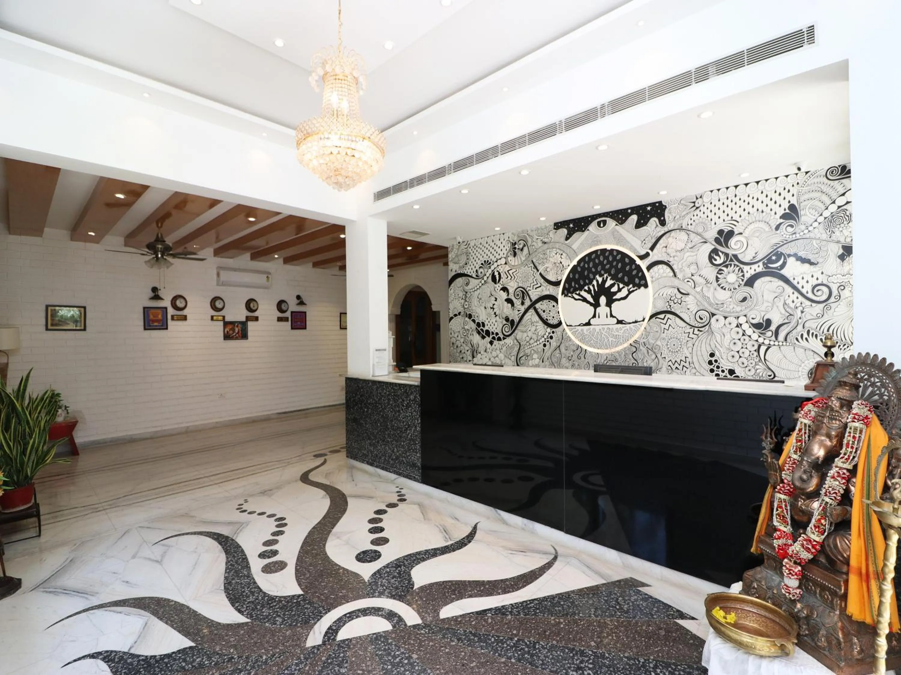 Lobby or reception in Hotel Buddha