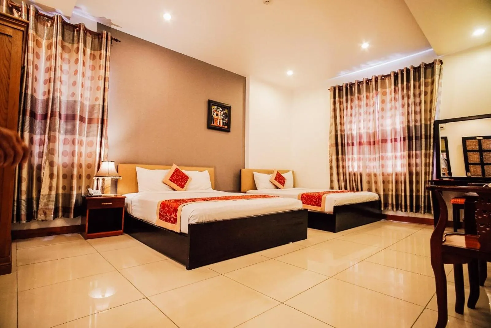 Bedroom in Sunflowers Hotel Airport