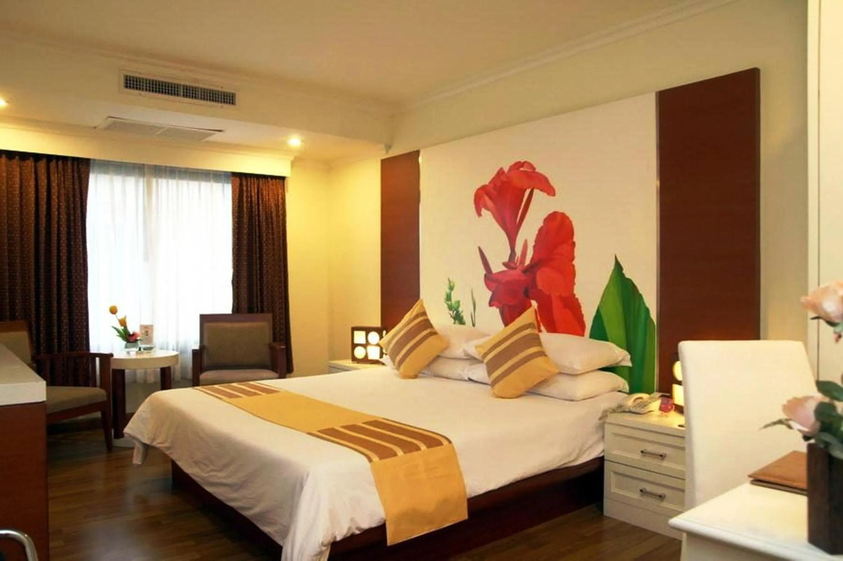 Bed in The Palazzo Hotel