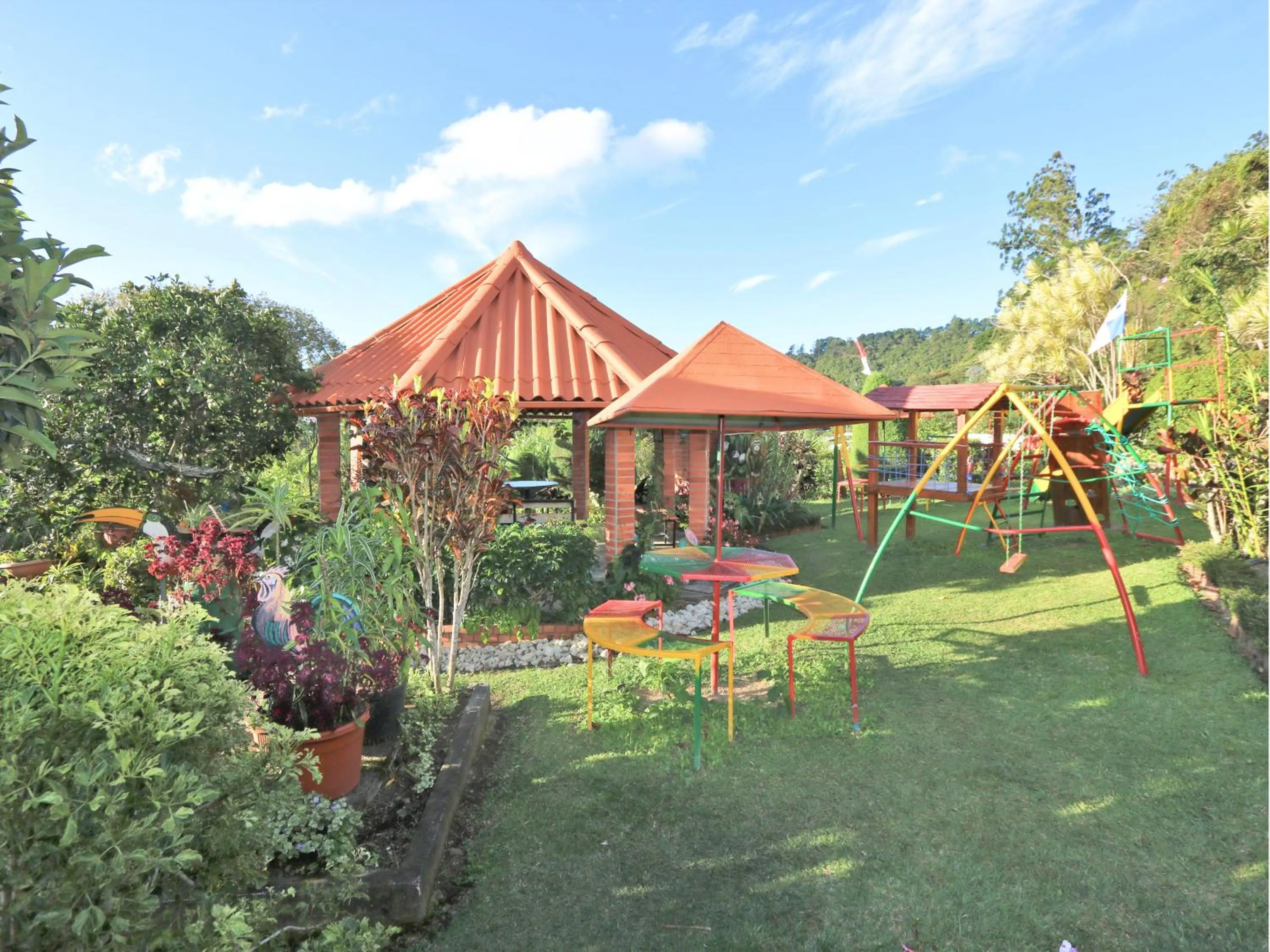 Children play ground in Aparthotel Los Pinos