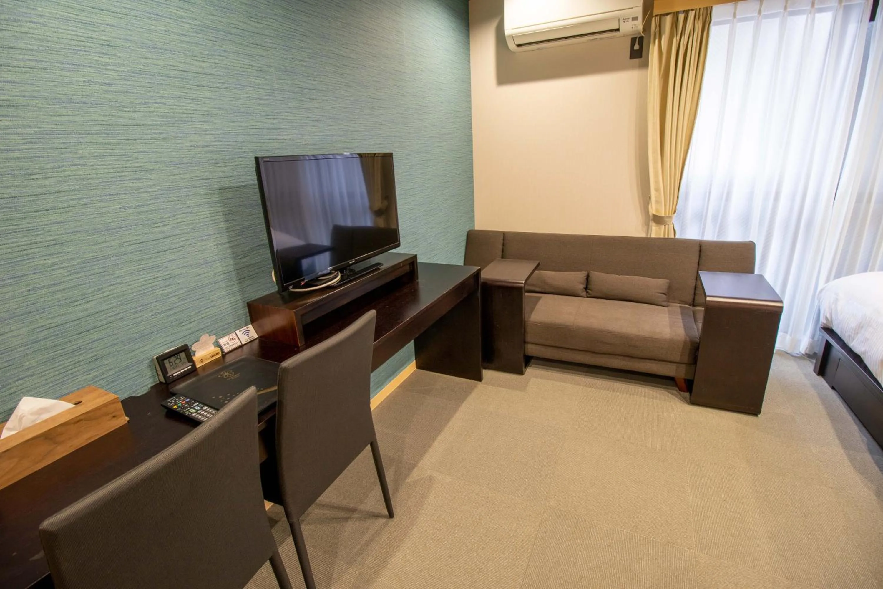 Photo of the whole room in Stay SAKURA Kyoto Zen