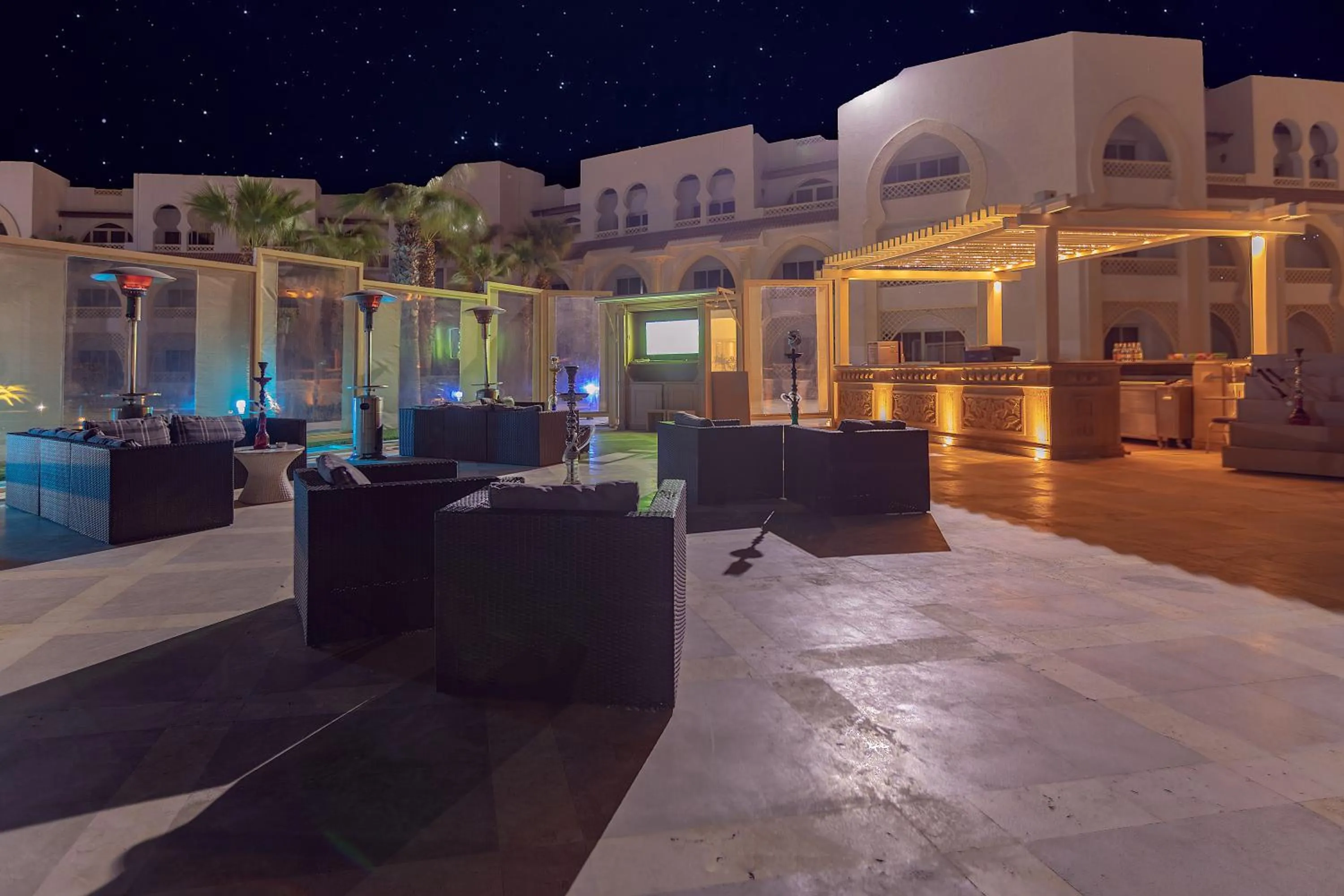 Lounge or bar in Old Palace Resort Sahl Hasheesh
